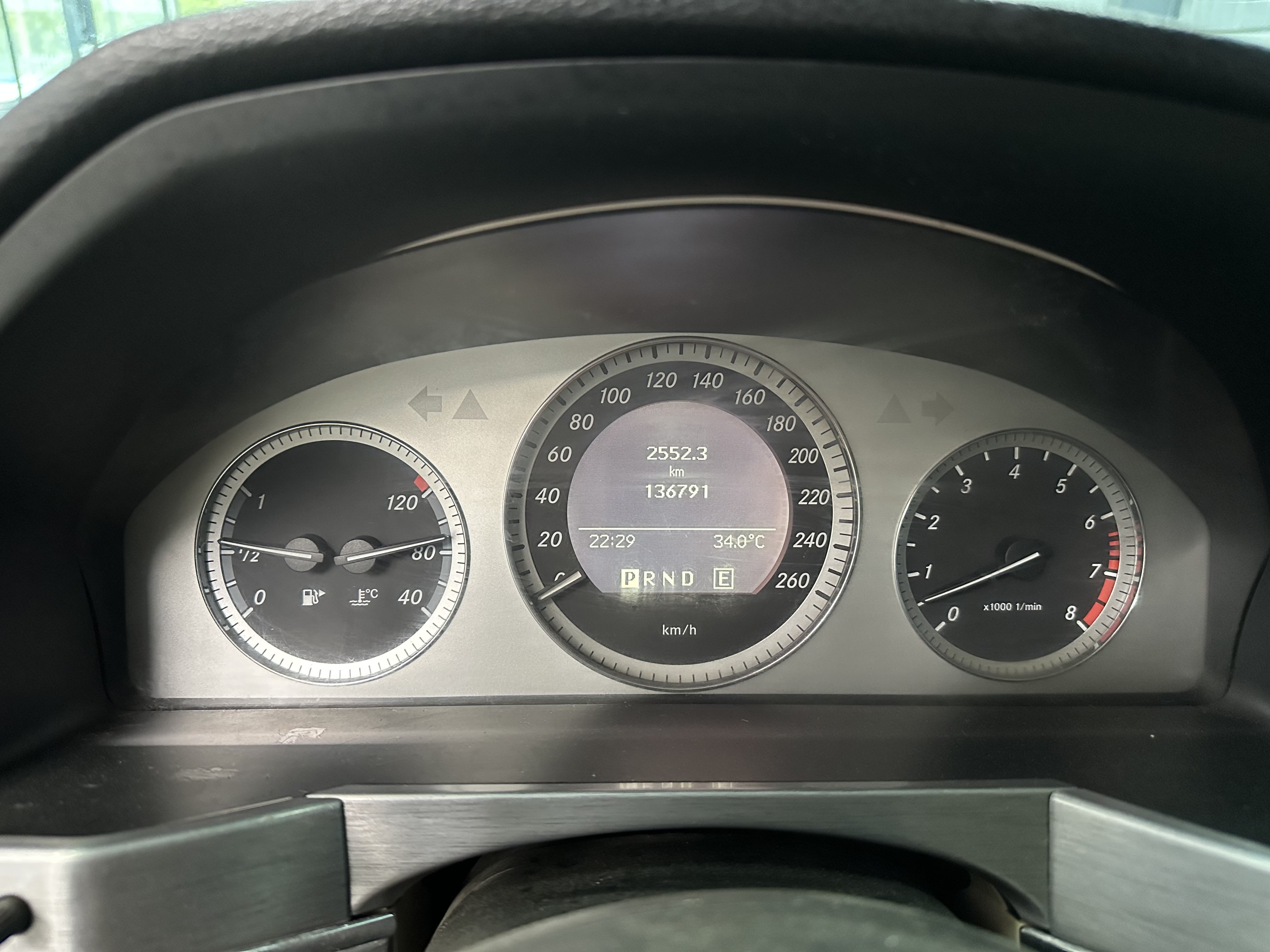 Mercedes-Benz GLK Class (Imported) 2010 #11 Mercedes-Benz GLK Class (Imported) 2010 car image #11