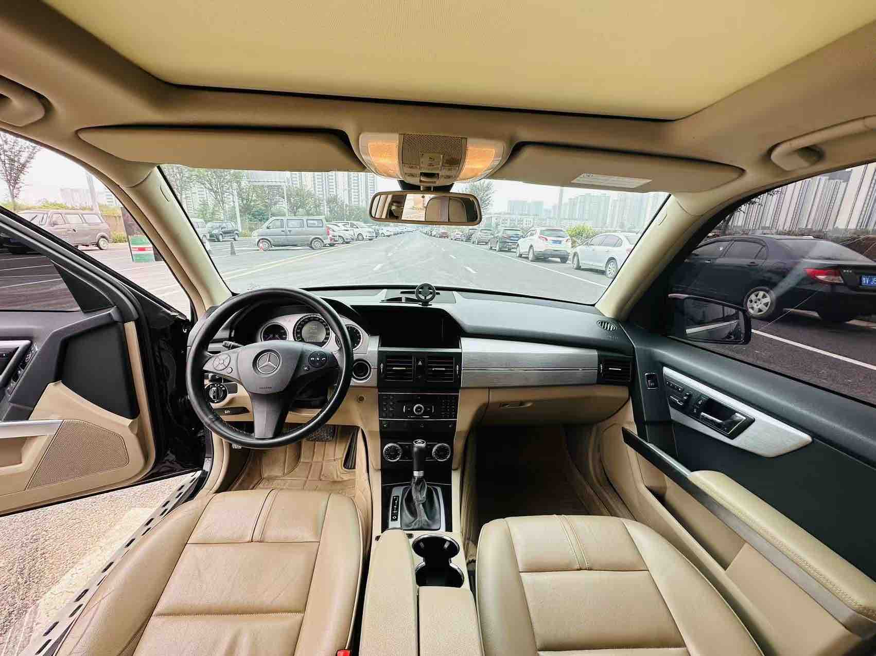 Mercedes-Benz GLK Class (Imported) 2010 #11 Mercedes-Benz GLK Class (Imported) 2010 car image #11