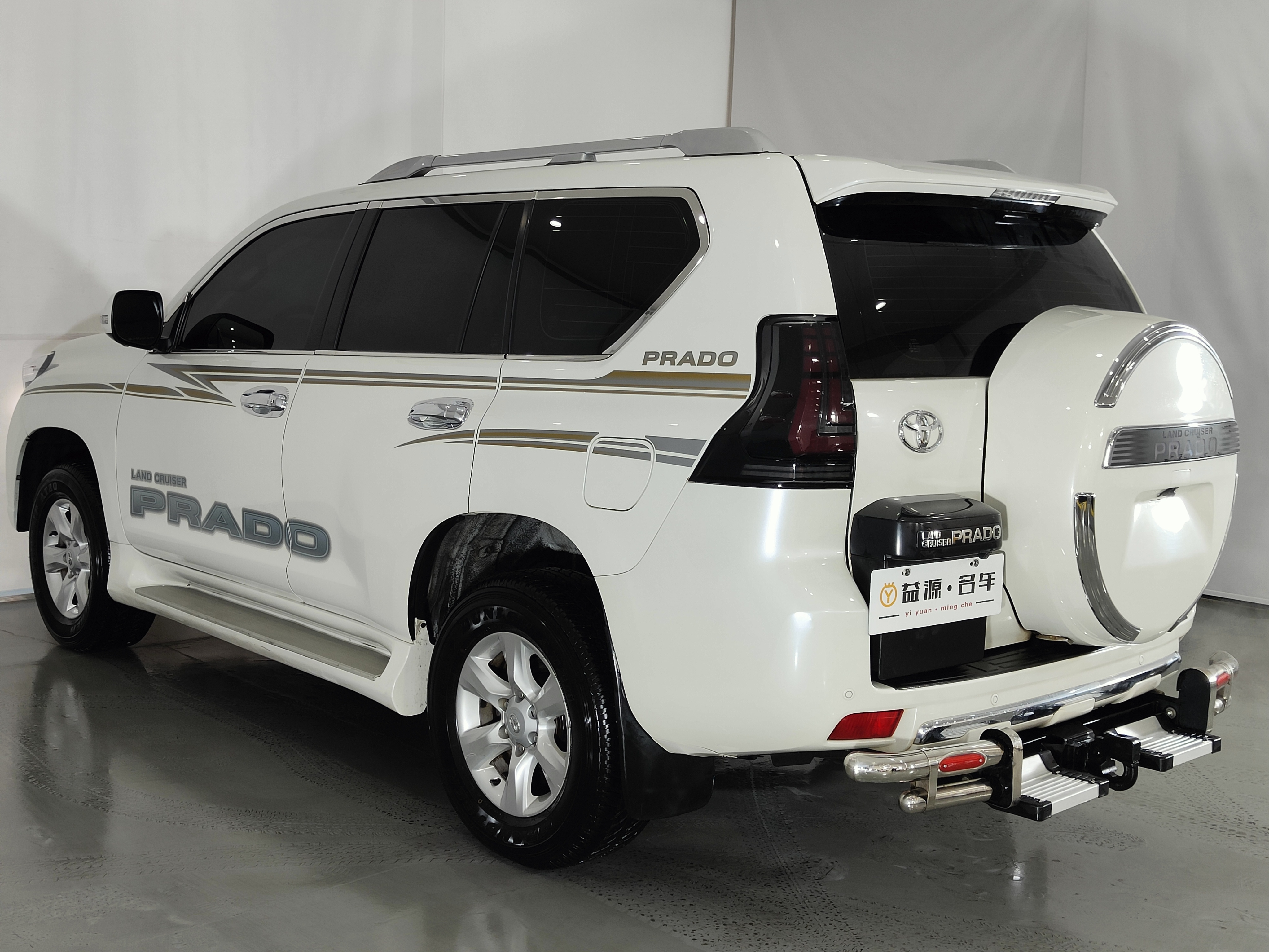 Toyota 2014 car image #11