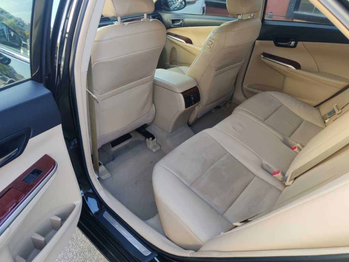 Toyota Camry 2014 صورة سيارة #11