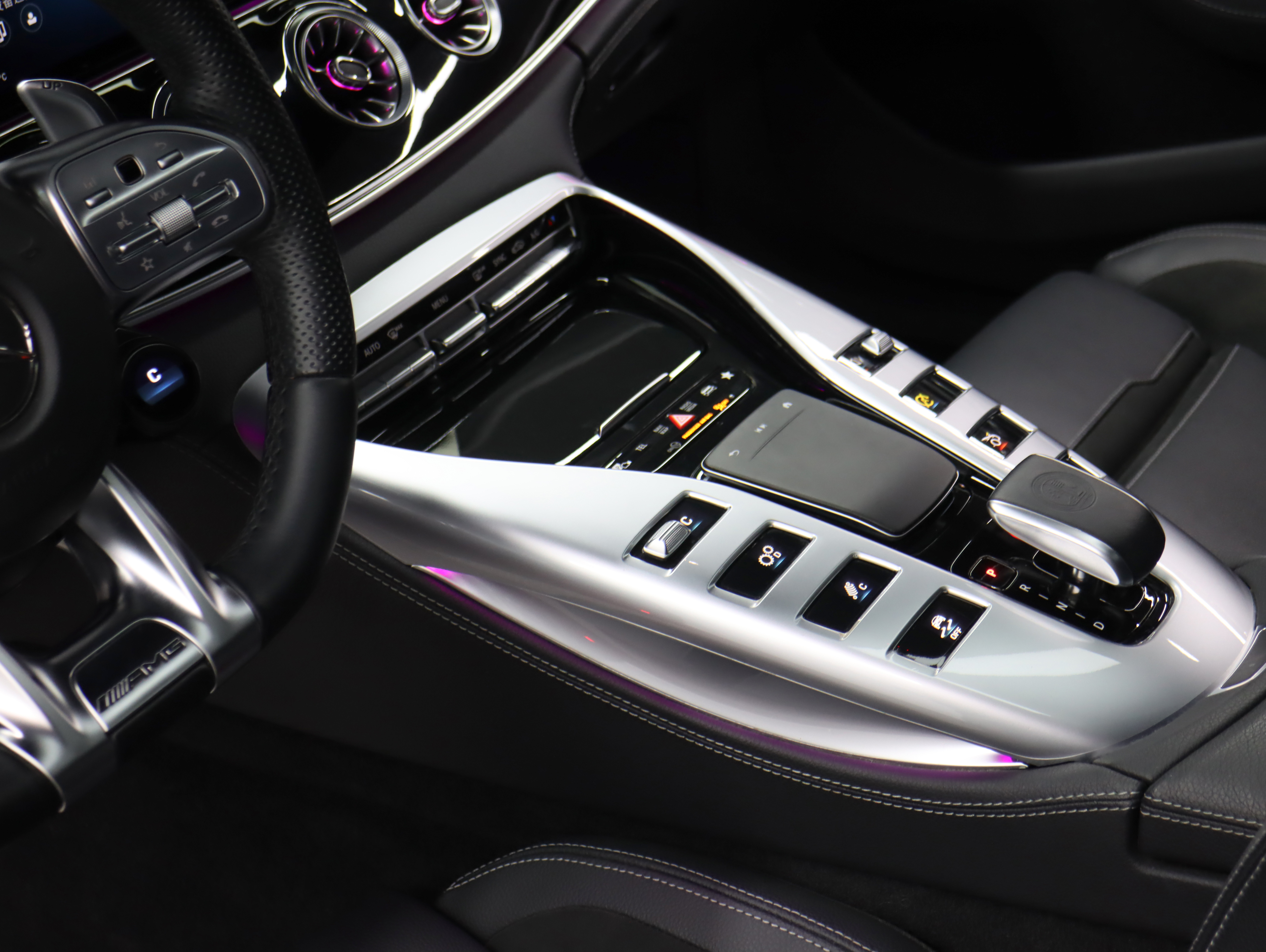 Mercedes-Benz AMG GT 2020 изображение автомобиля #11