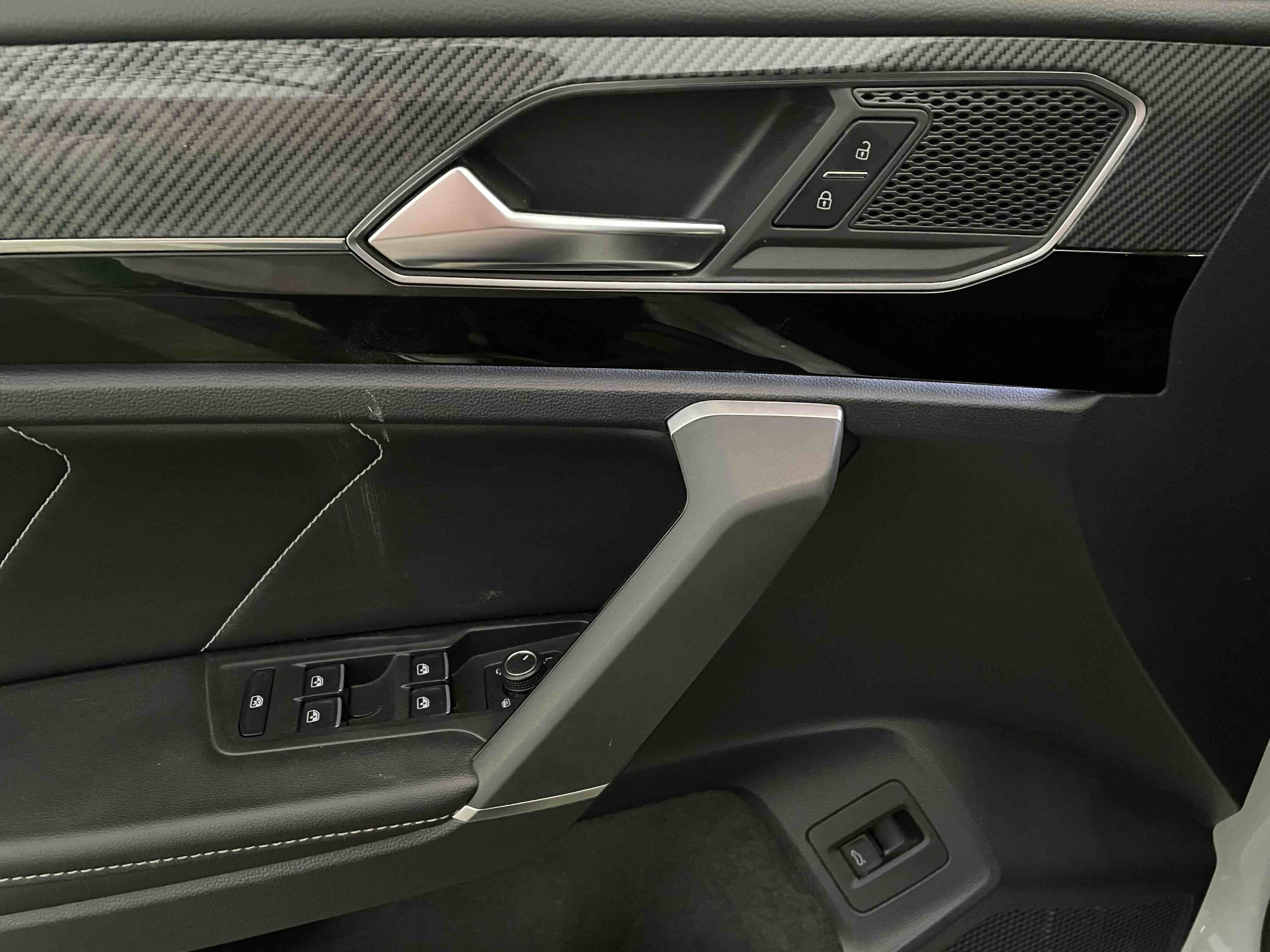 Volkswagen Tayron 2021 car image #11