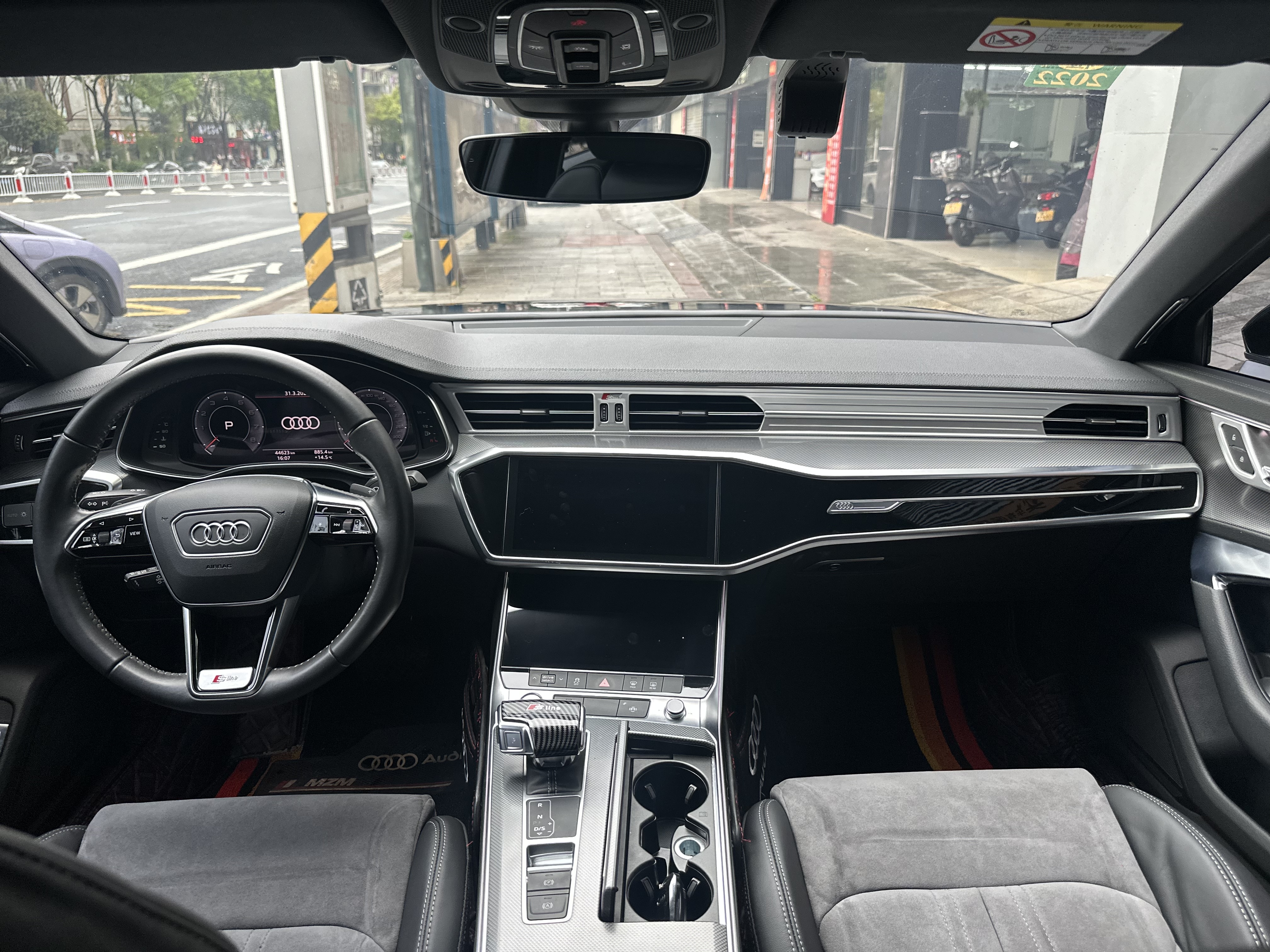 Audi A6L 2020 imagem de carro #11