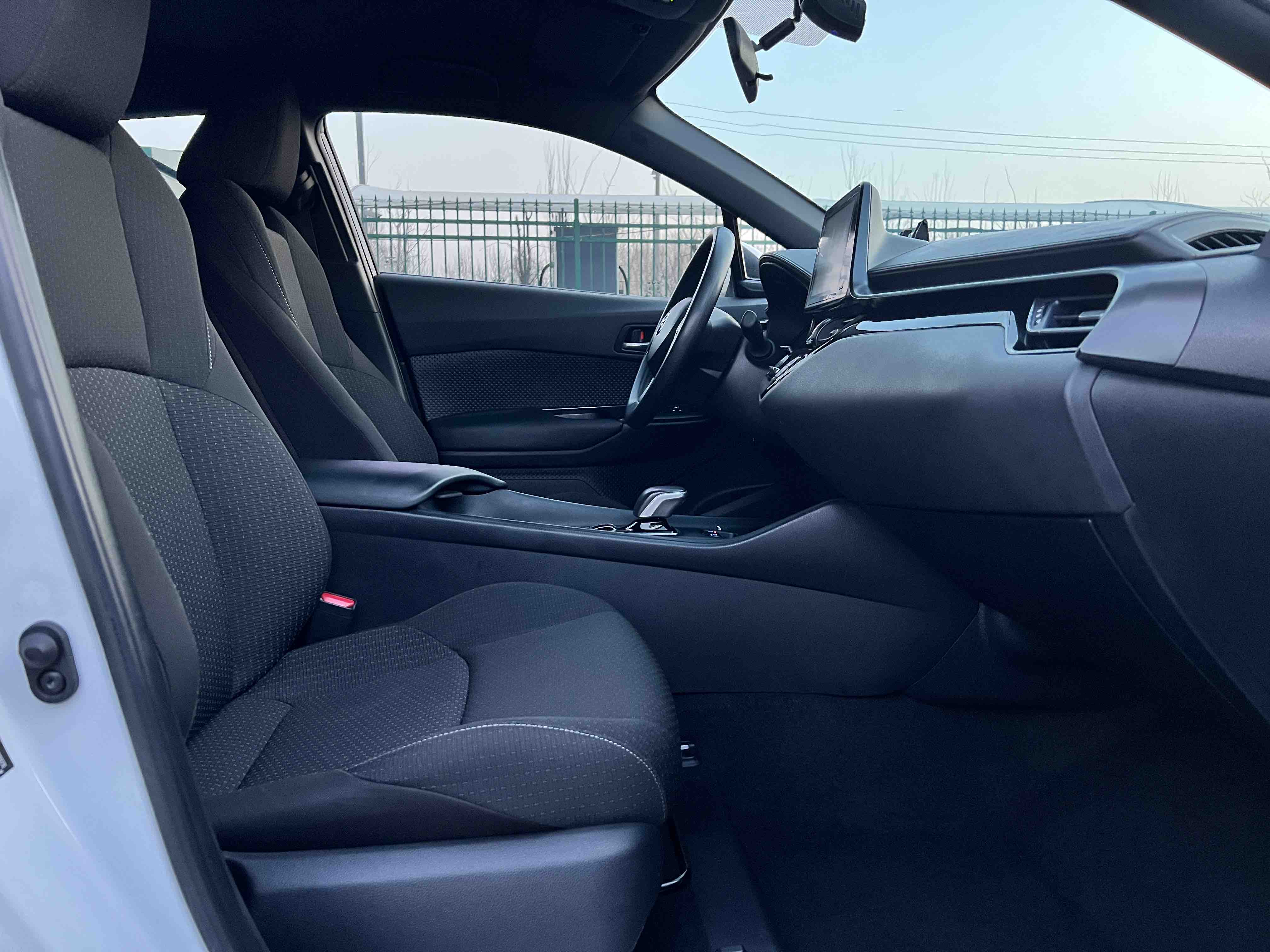 Toyota C-HR EV 2021 car image #11