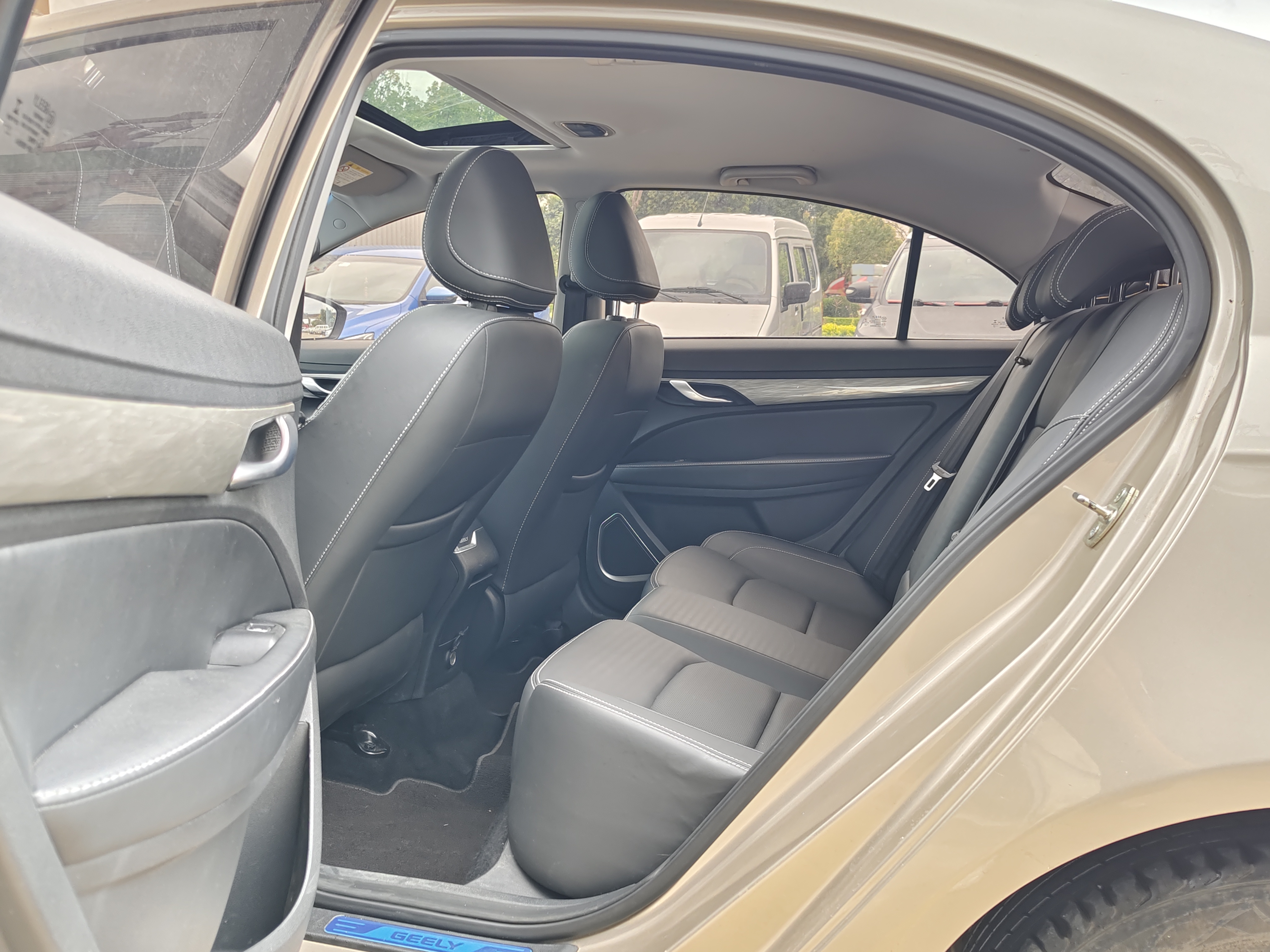 GEELY Emgrand 2020 #11 GEELY Emgrand 2020 car image #11