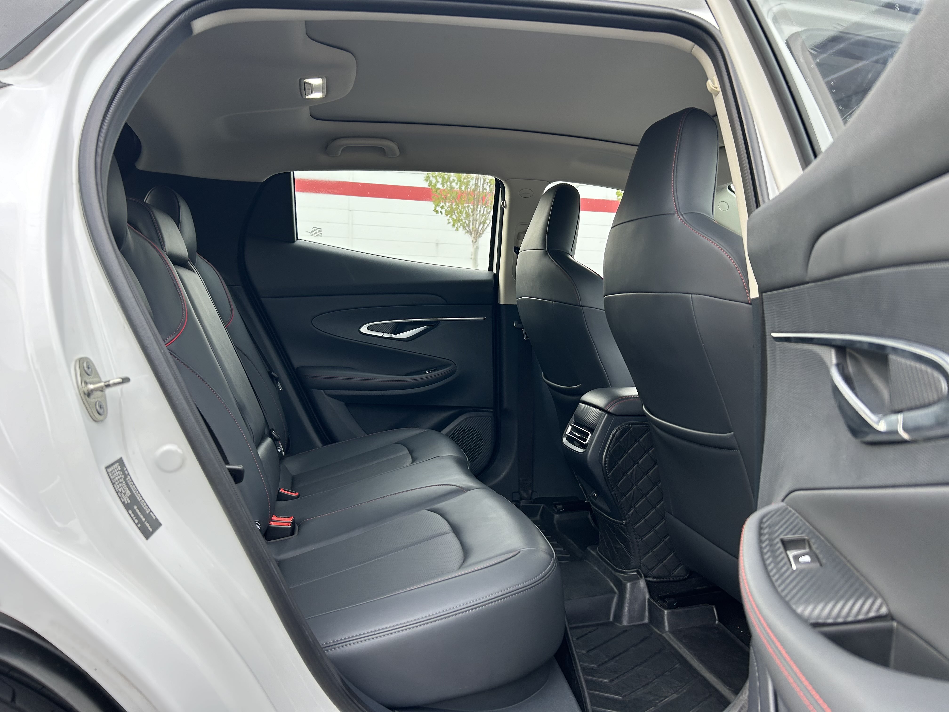 Changan UNI-T 2021 car image #11