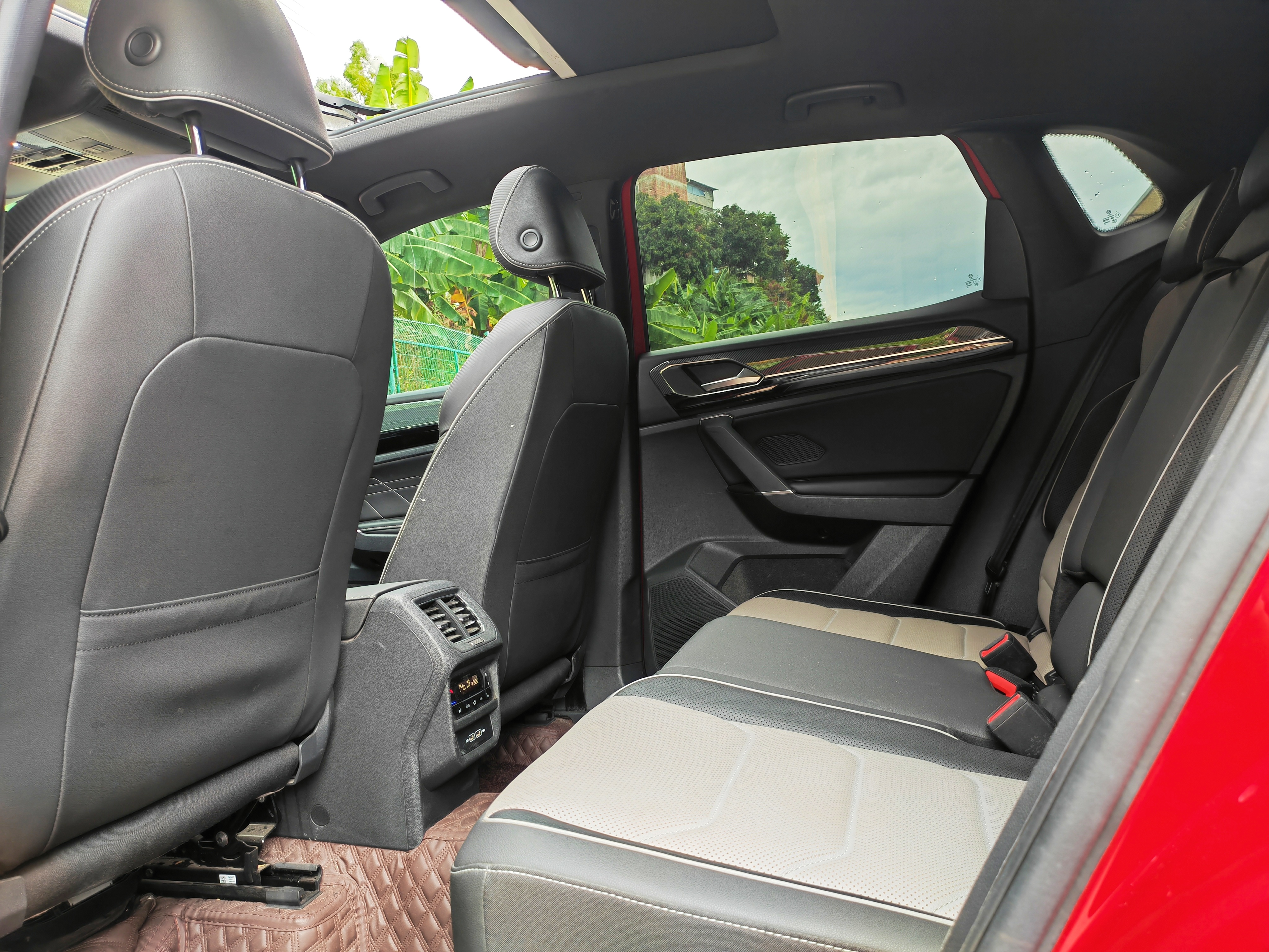 Volkswagen Tayron X 2020 immagine di auto #11