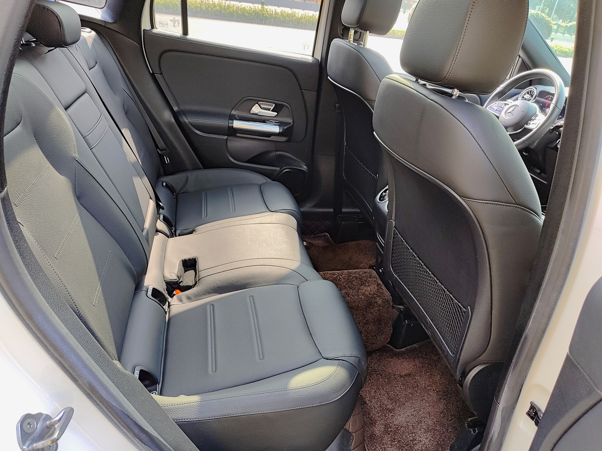 Mercedes-Benz 2021 car image #11