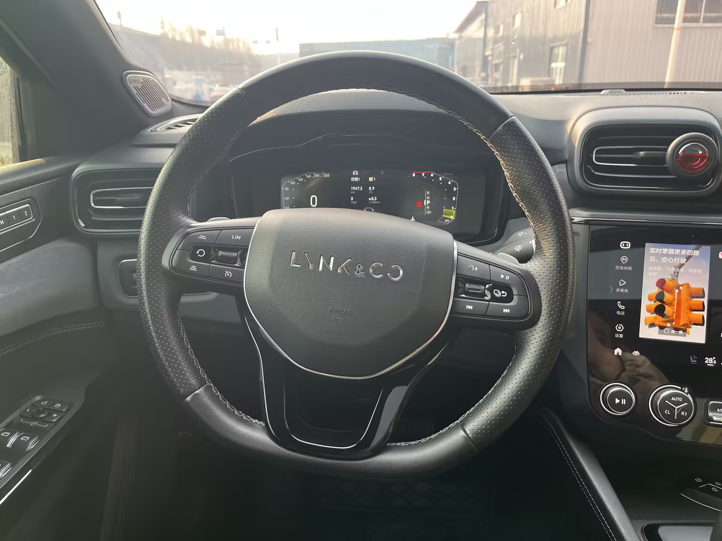 Lynk & Co 03 2020 car image #11