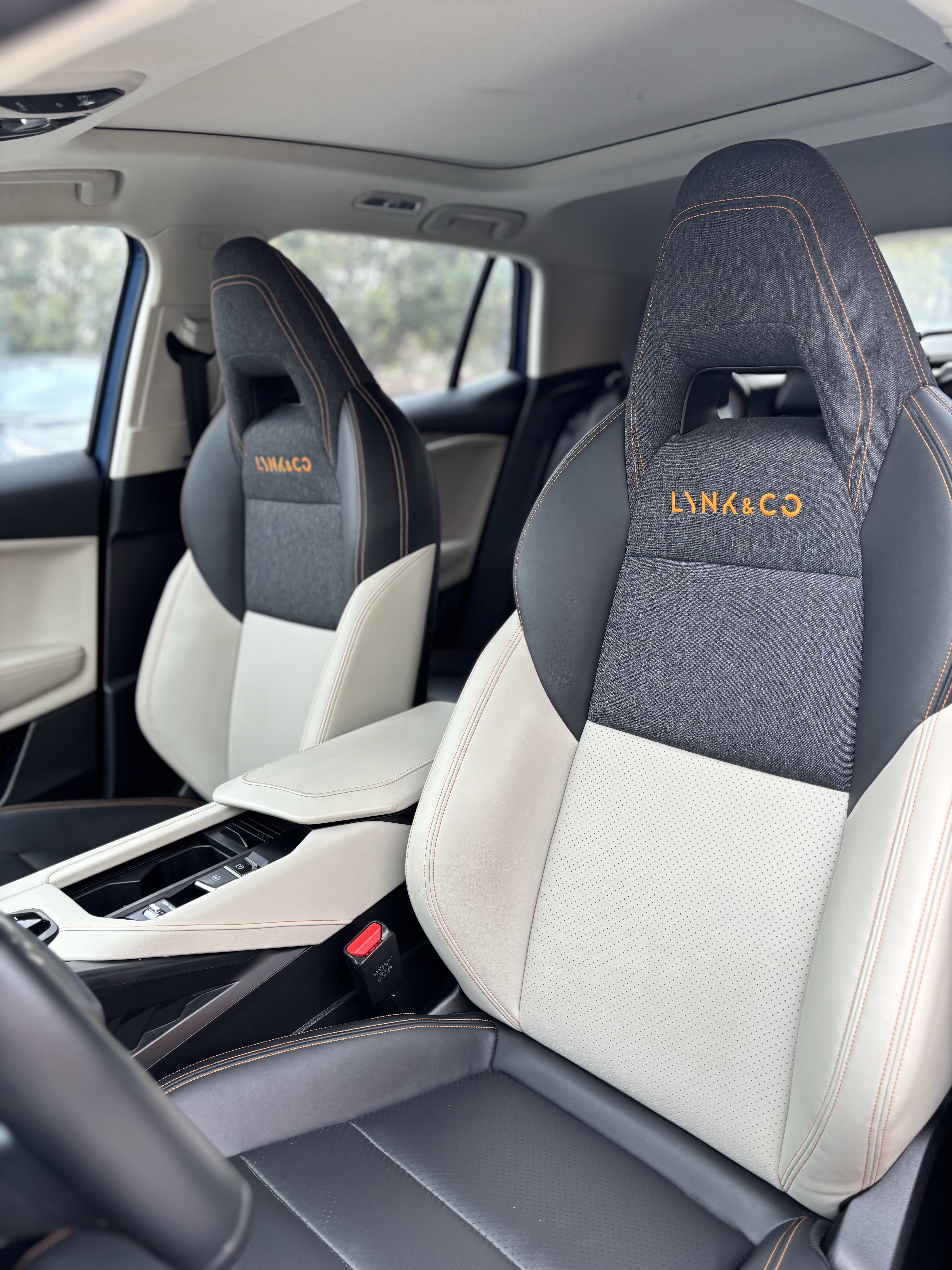 Lynk & Co 06 EM-P 2021 #11 Lynk & Co 06 EM-P 2021 car image #11
