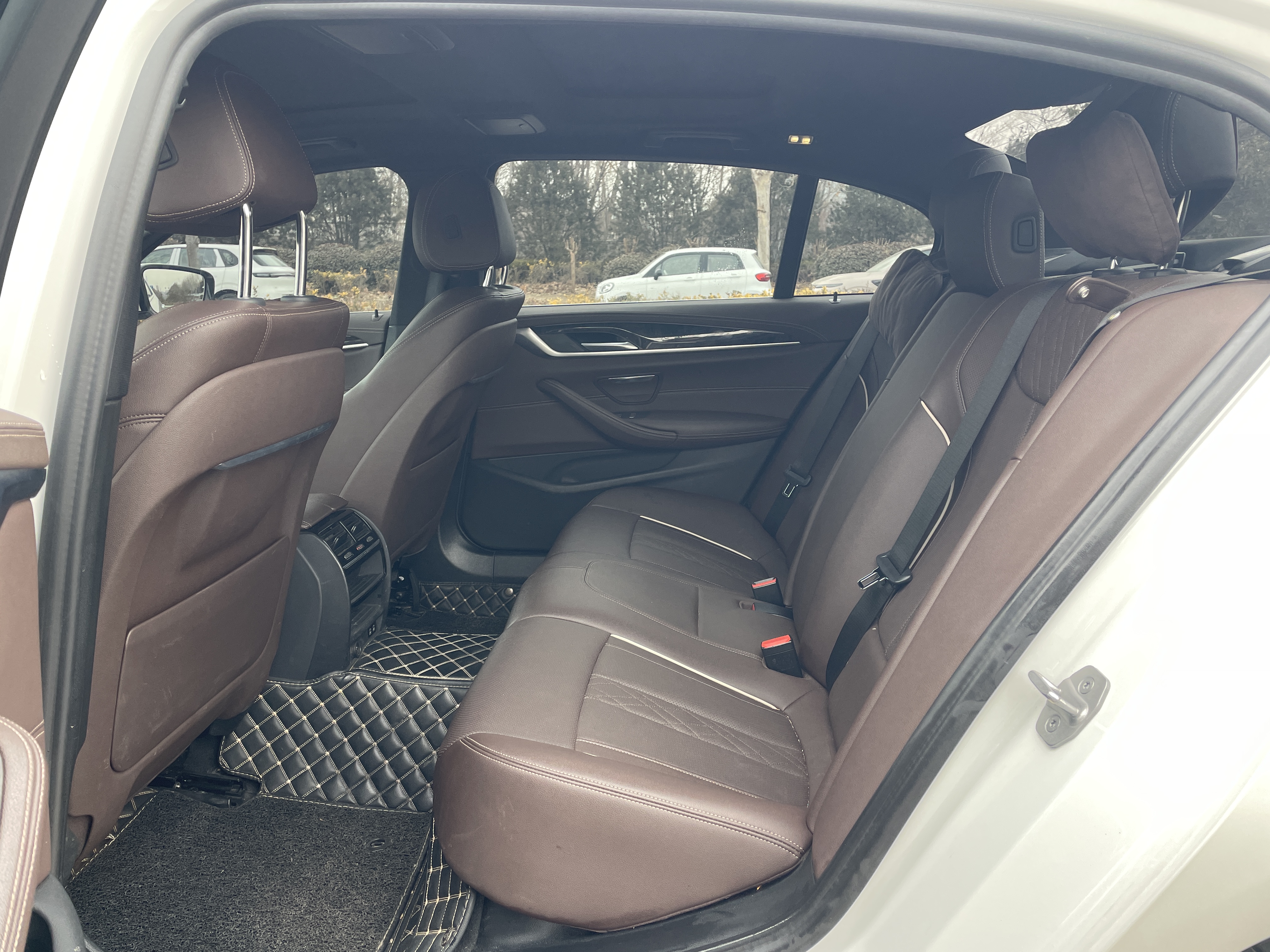 BMW 5 Series New Energy 2021 car image #11