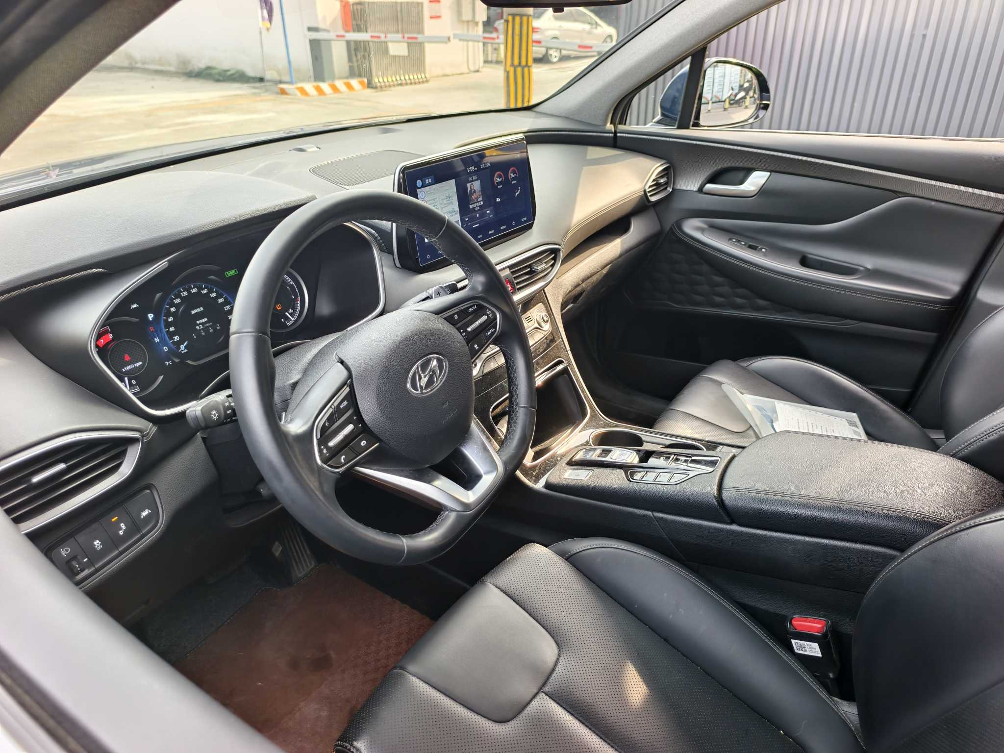 Hyundai Santa Fe 2021 image de voiture #11