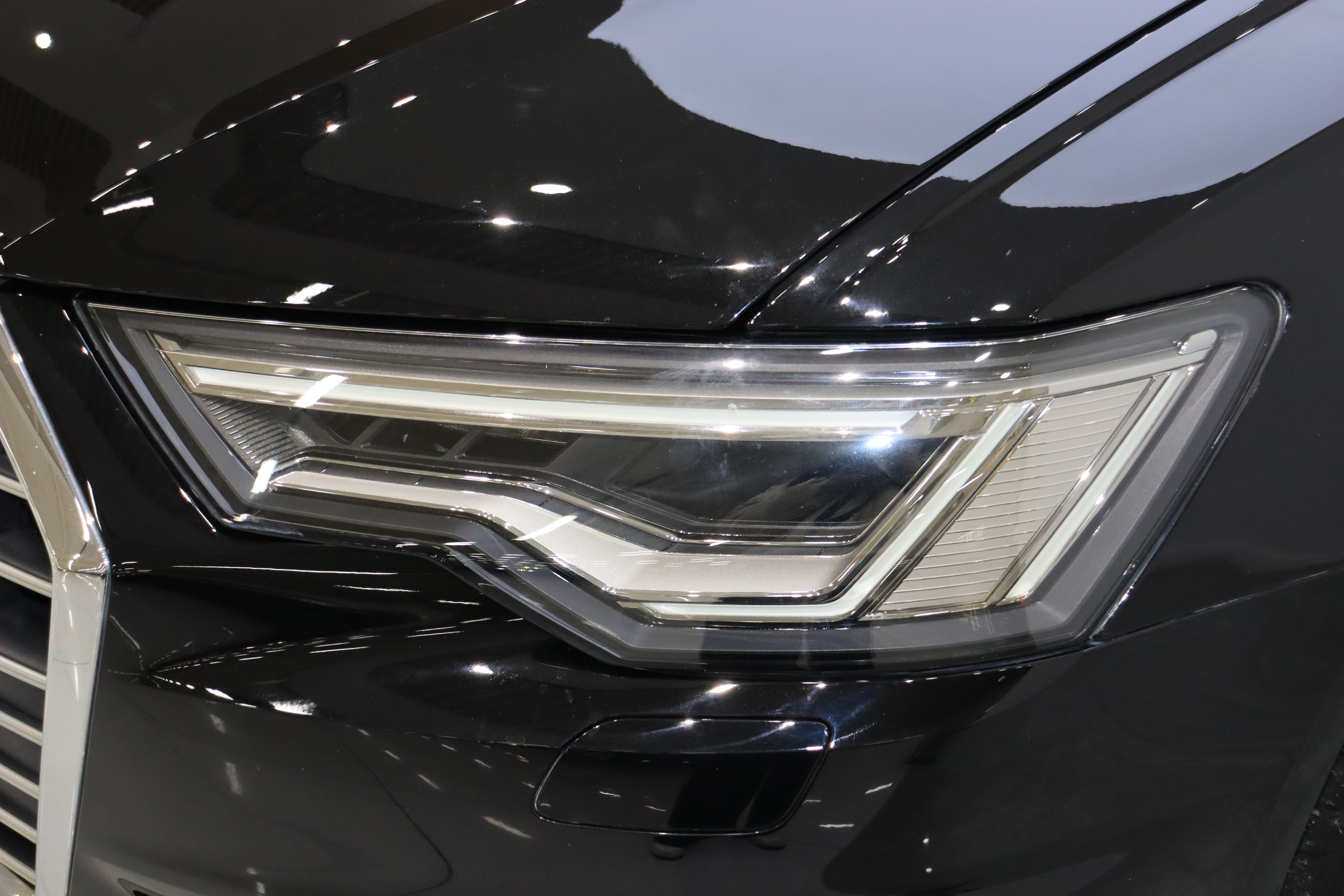 2021 car image #11