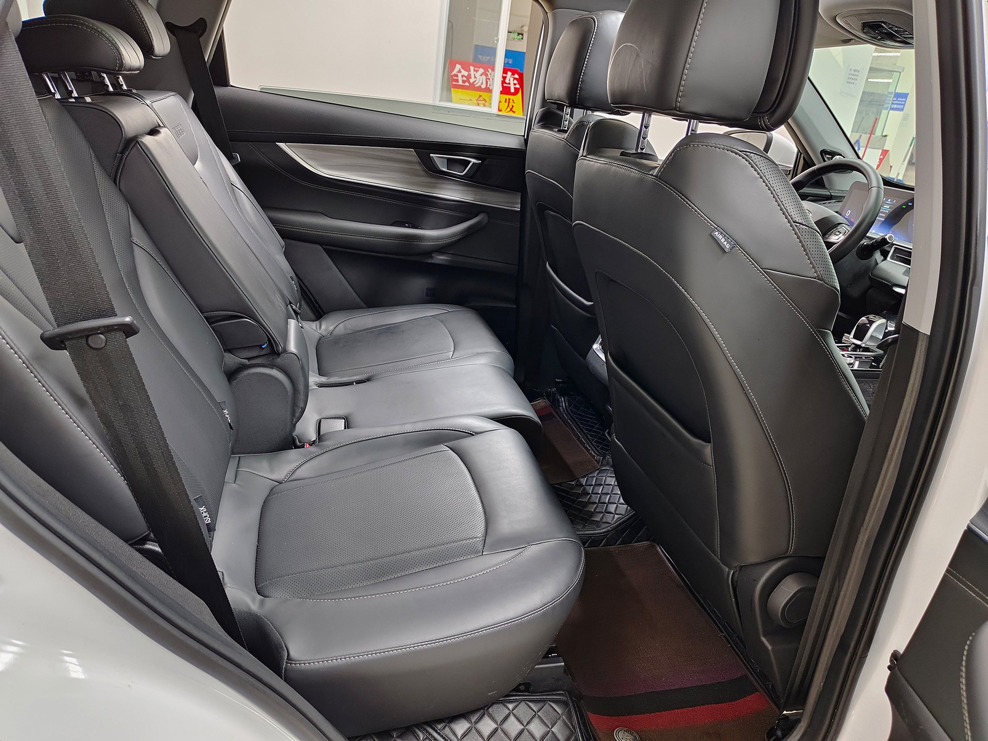 Tiggo 8 Plus 2021 car image #11