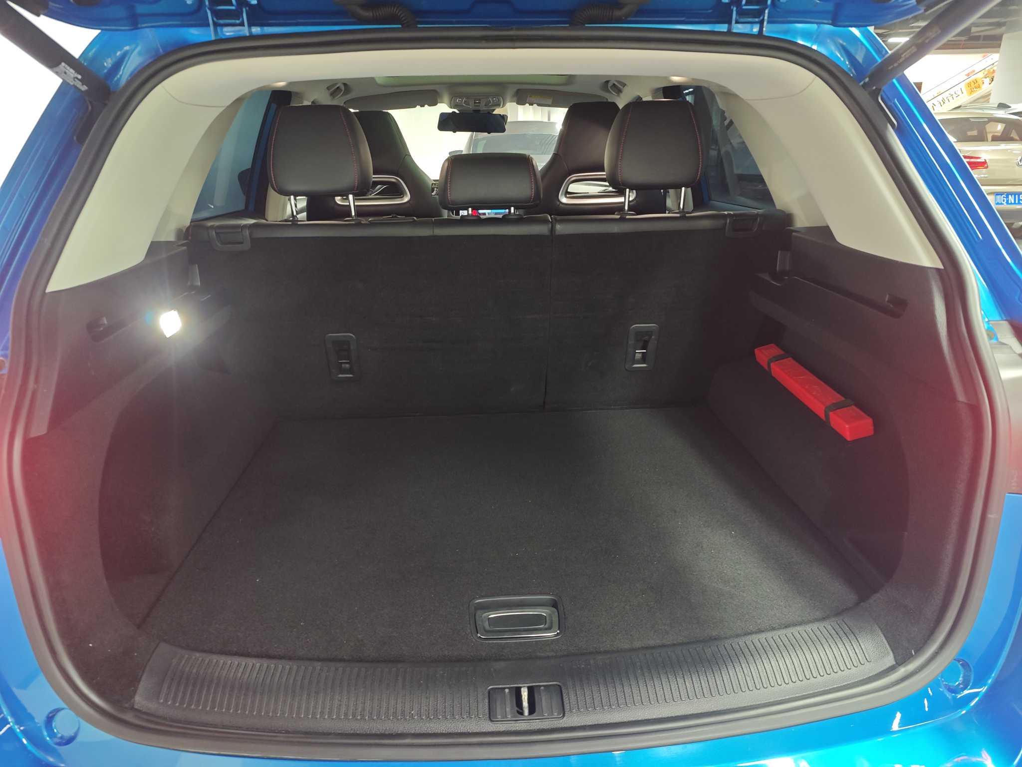 MG Pilot 2023 car image #11