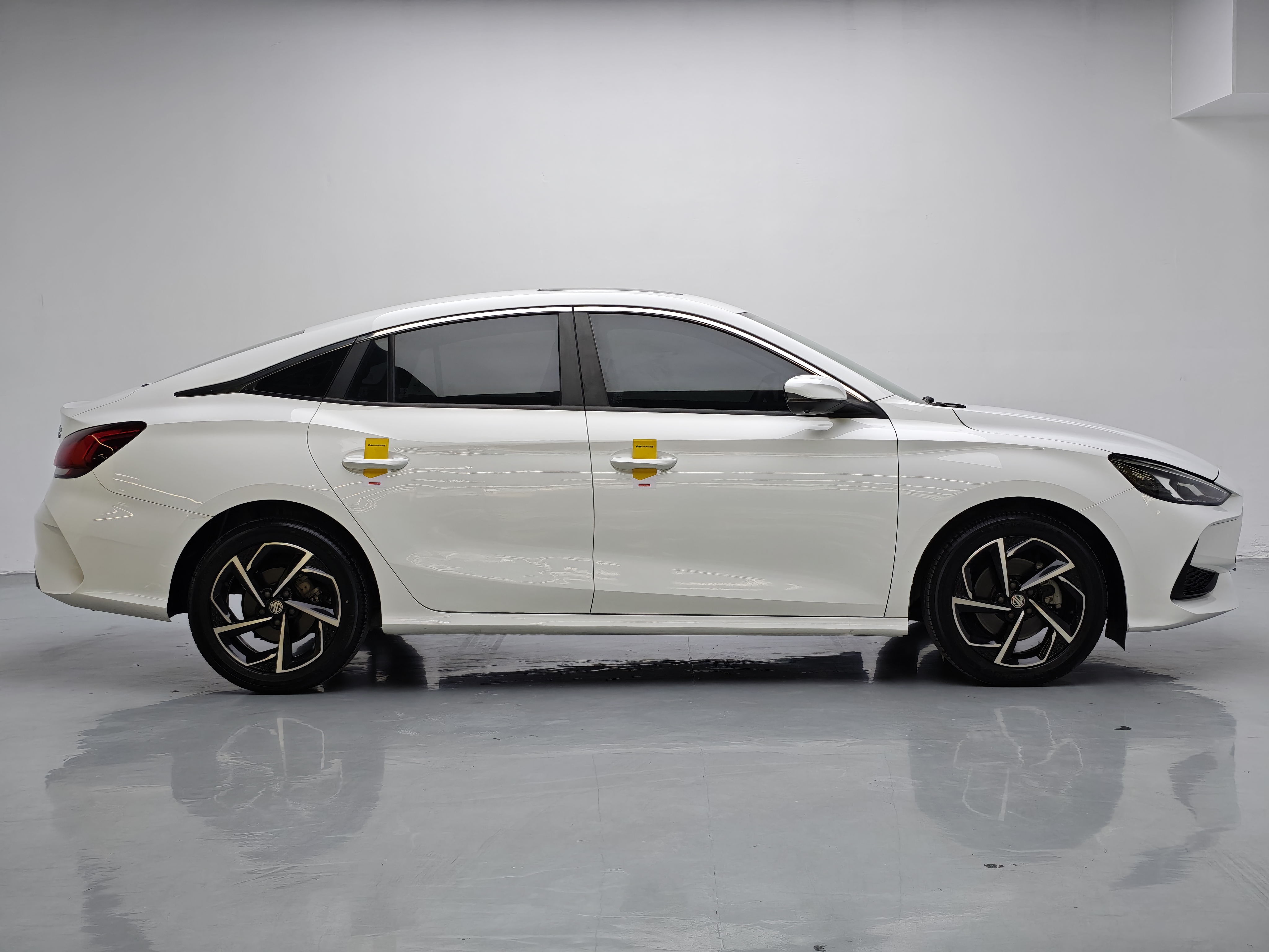 MG 5 2021 car image #11