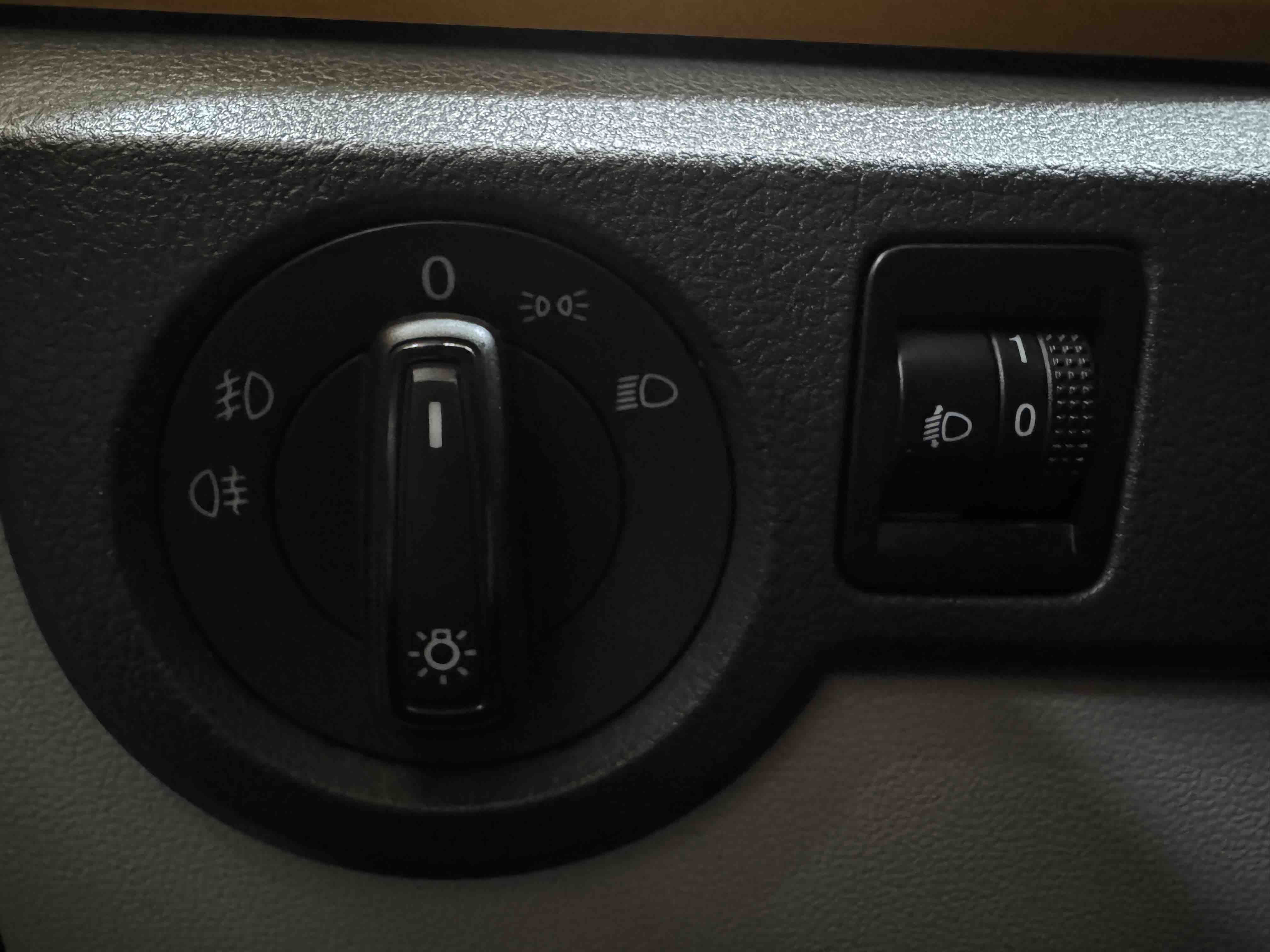 Volkswagen T-Cross 2021 car image #11