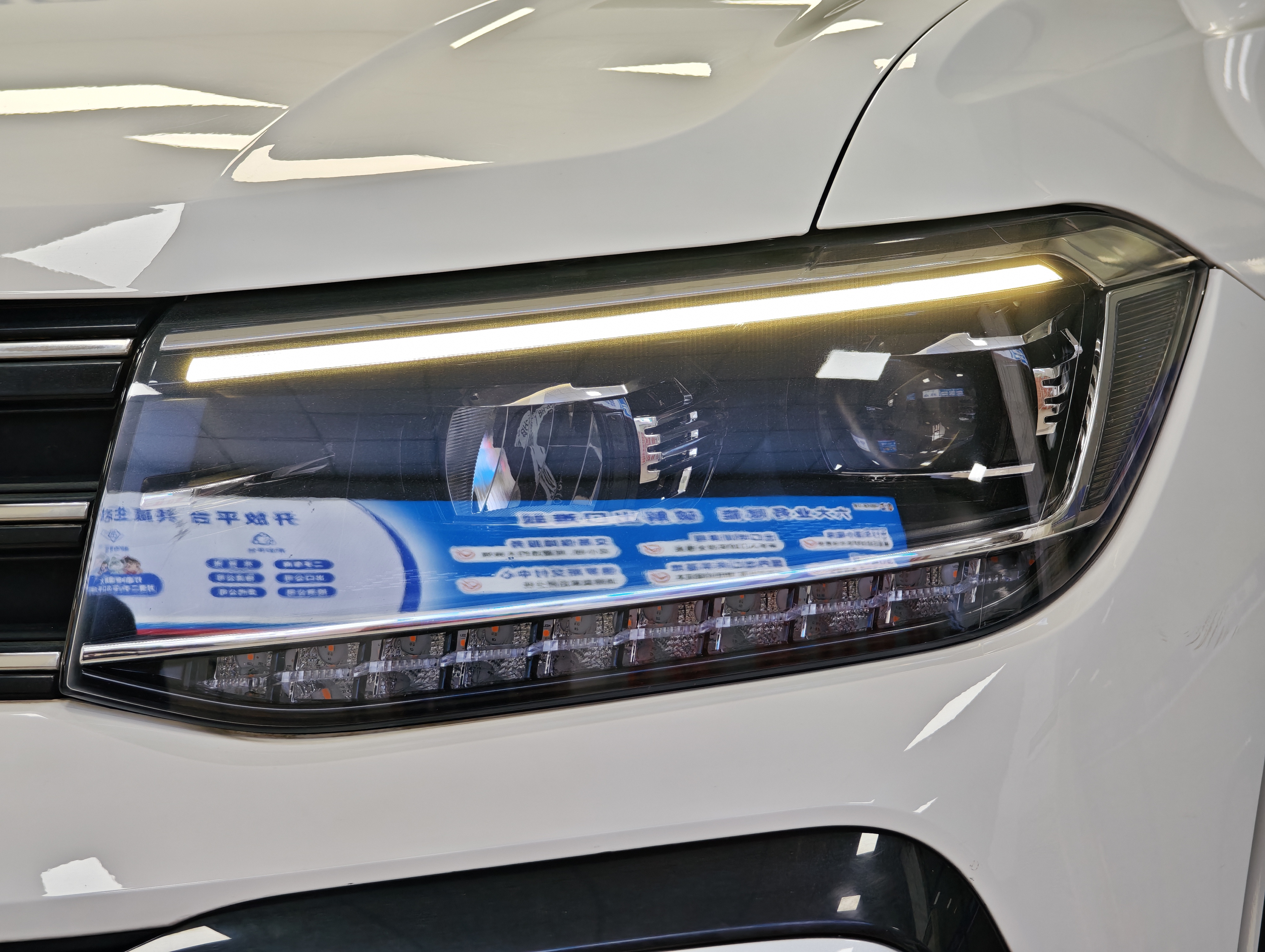 Volkswagen T-Cross 2021 car image #11