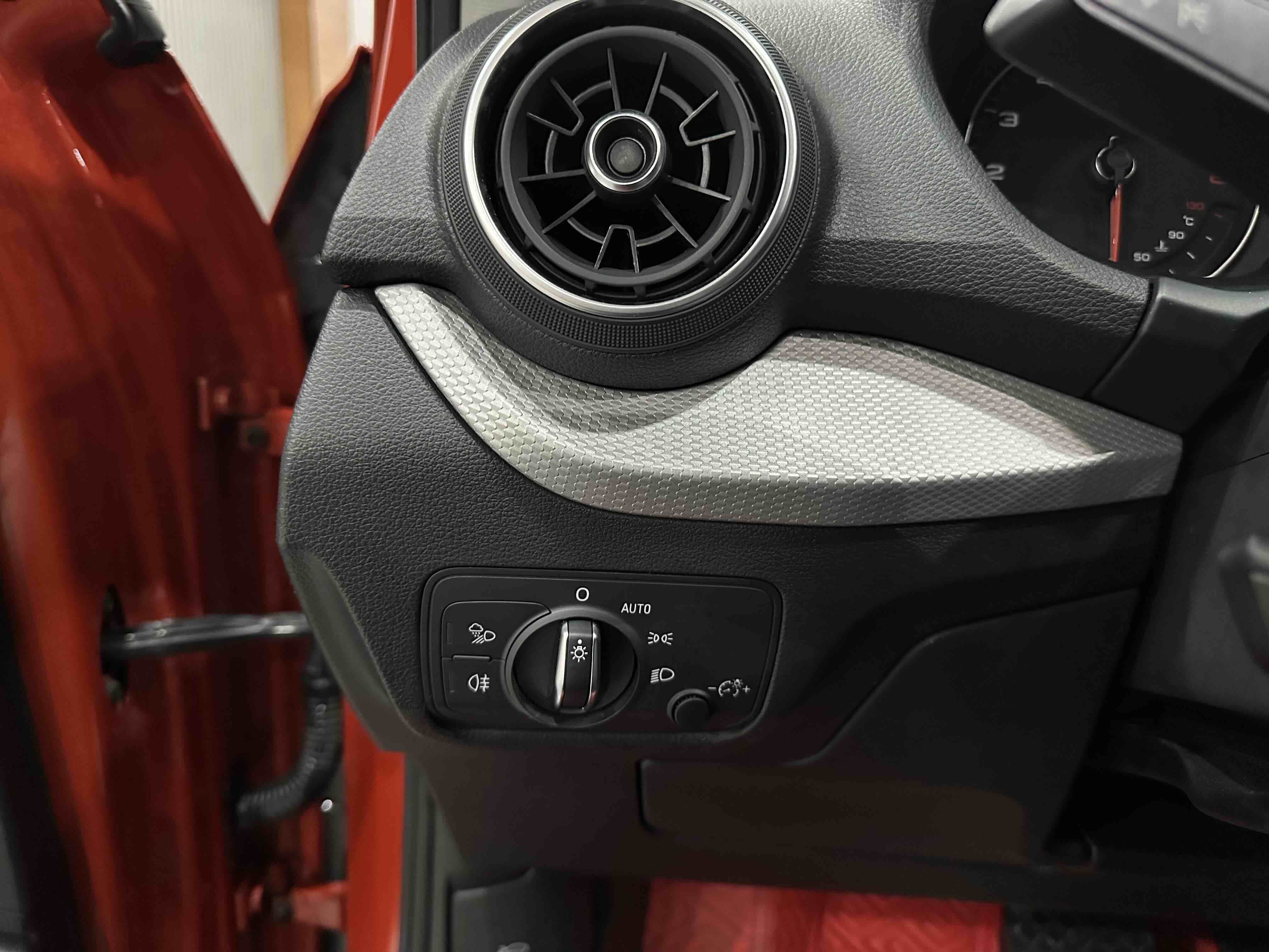 Audi Q2L 2021 #11 Audi Q2L 2021 immagine di auto #11