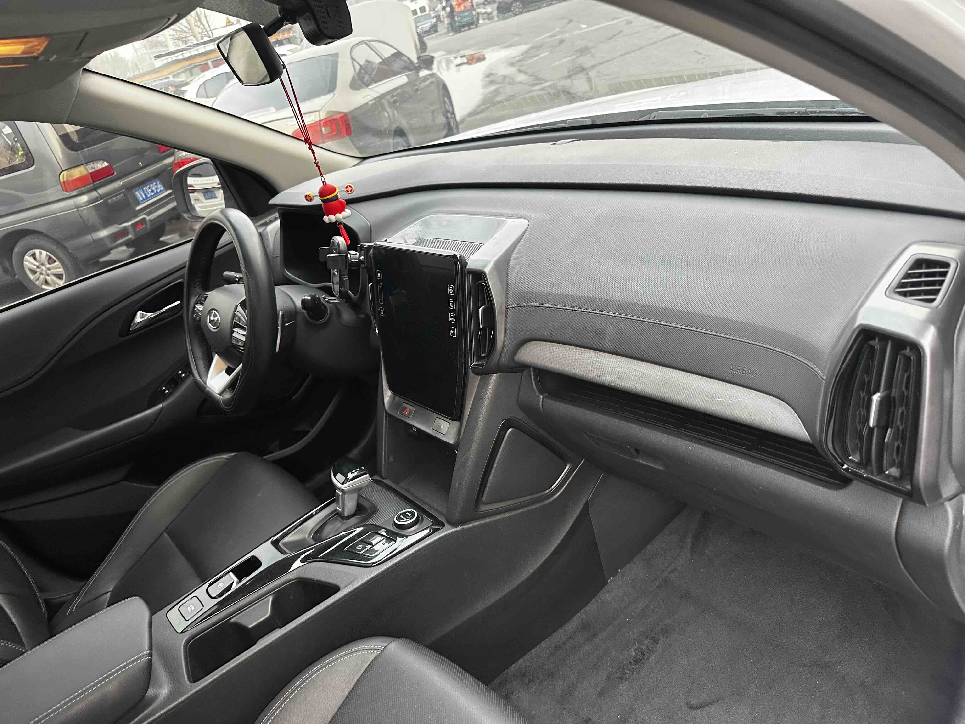 Hyundai ix35 2021 صورة سيارة #11