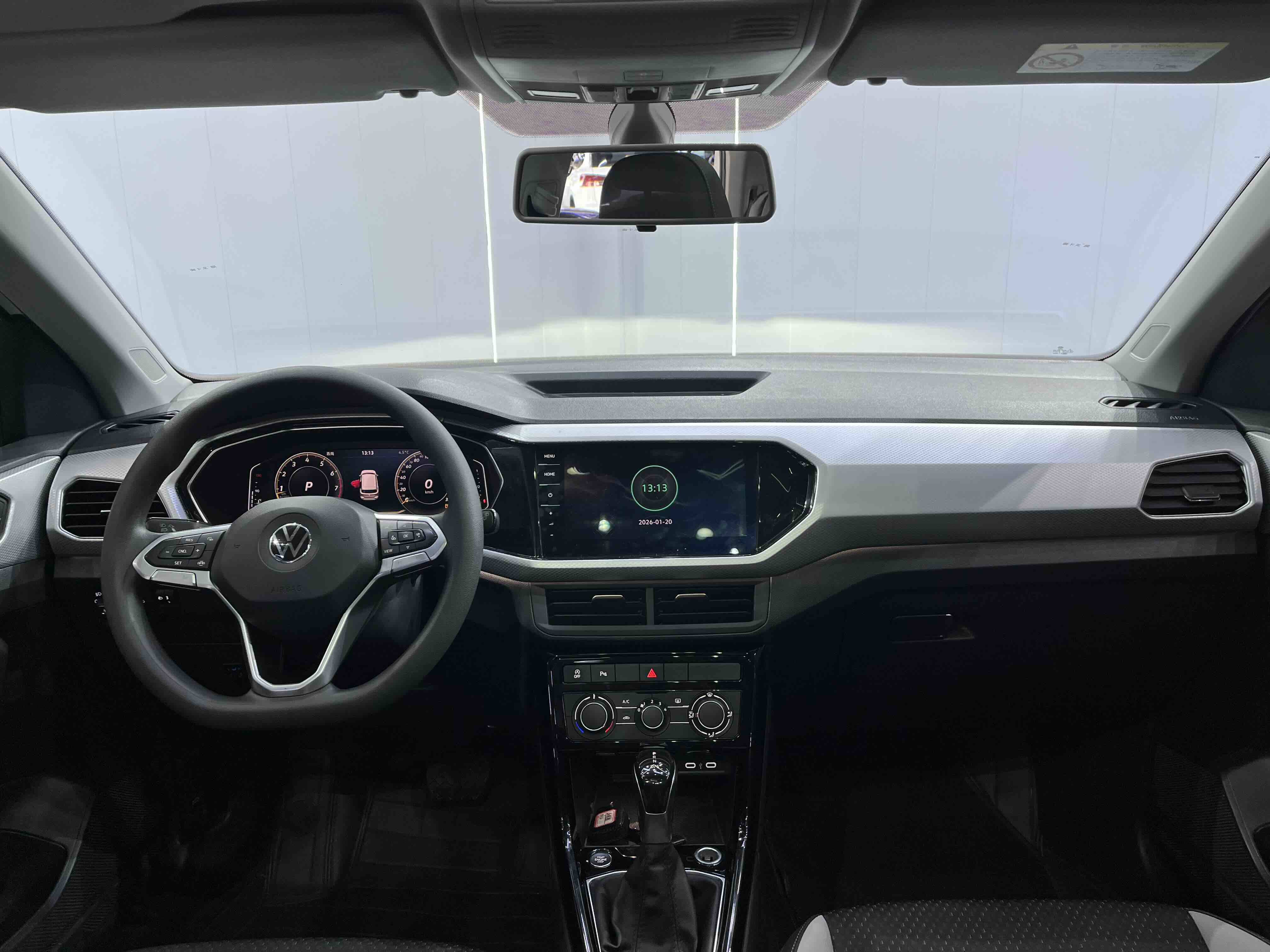 Volkswagen Tacqua 2022 car image #11