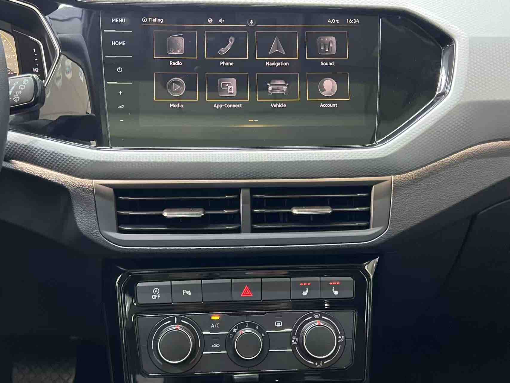 Volkswagen Tacqua 2022 car image #11