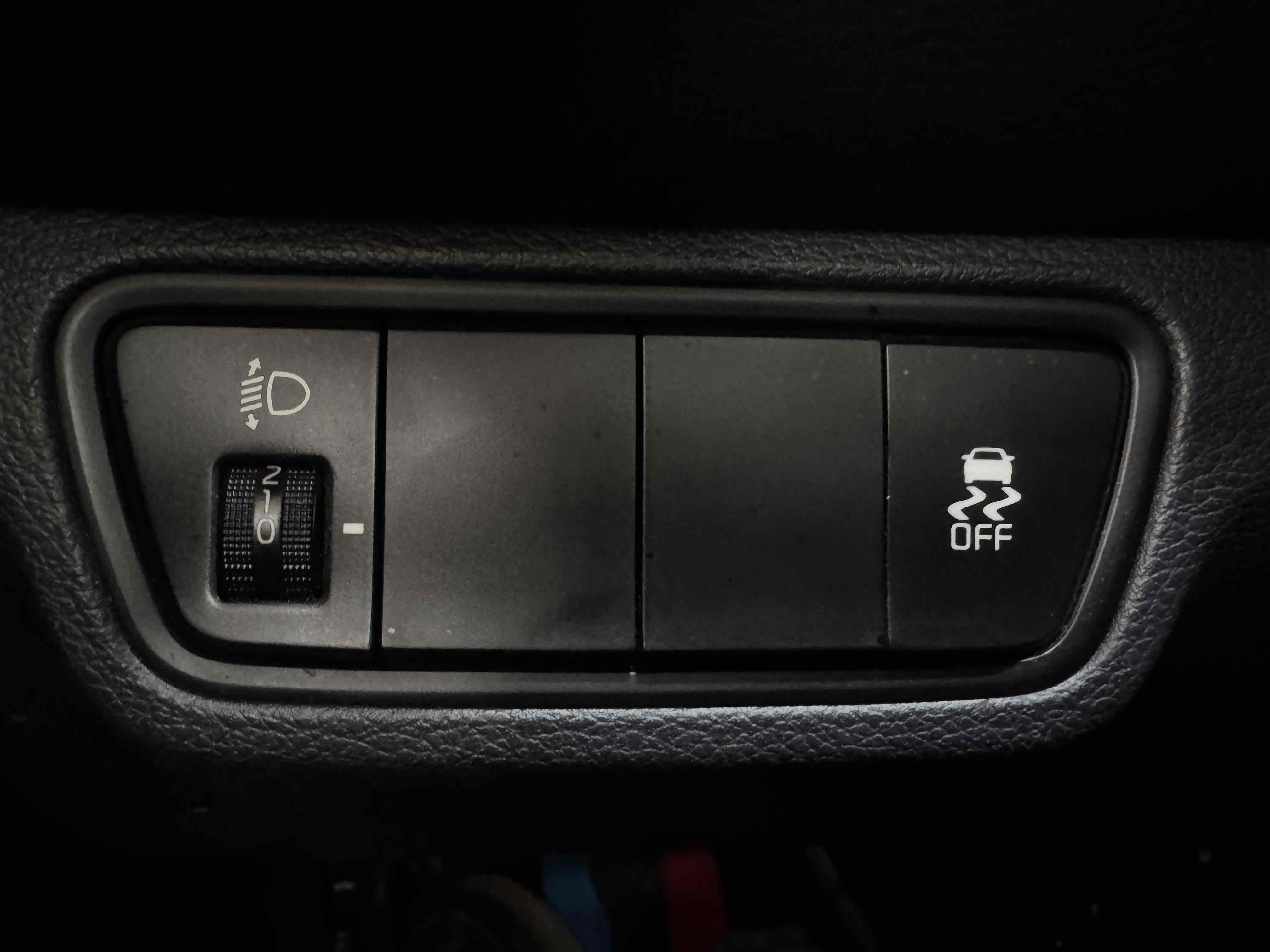 Kia K3 2021 car image #11