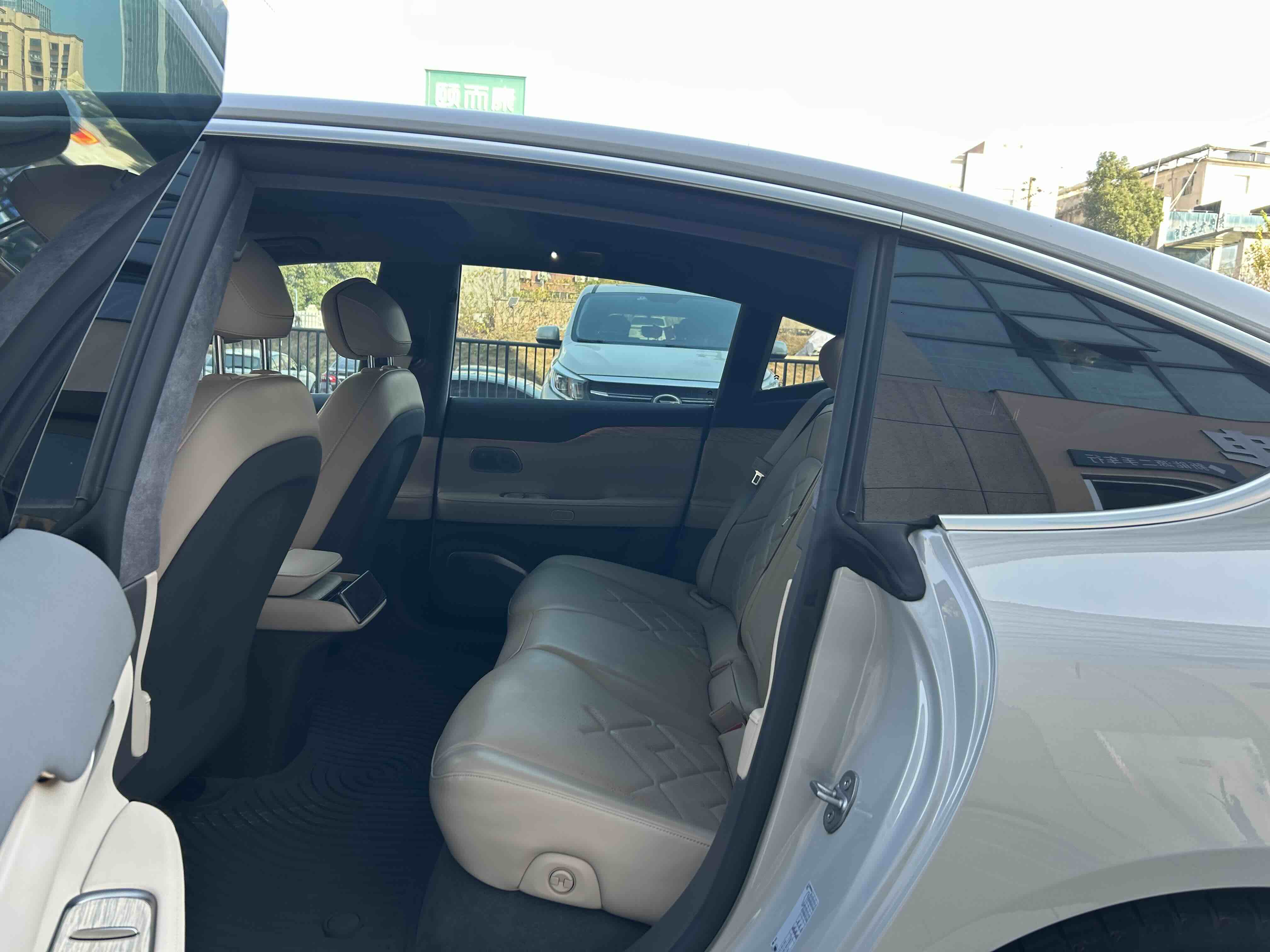 蔚来 蔚来ET7 2022 汽车图片 #11