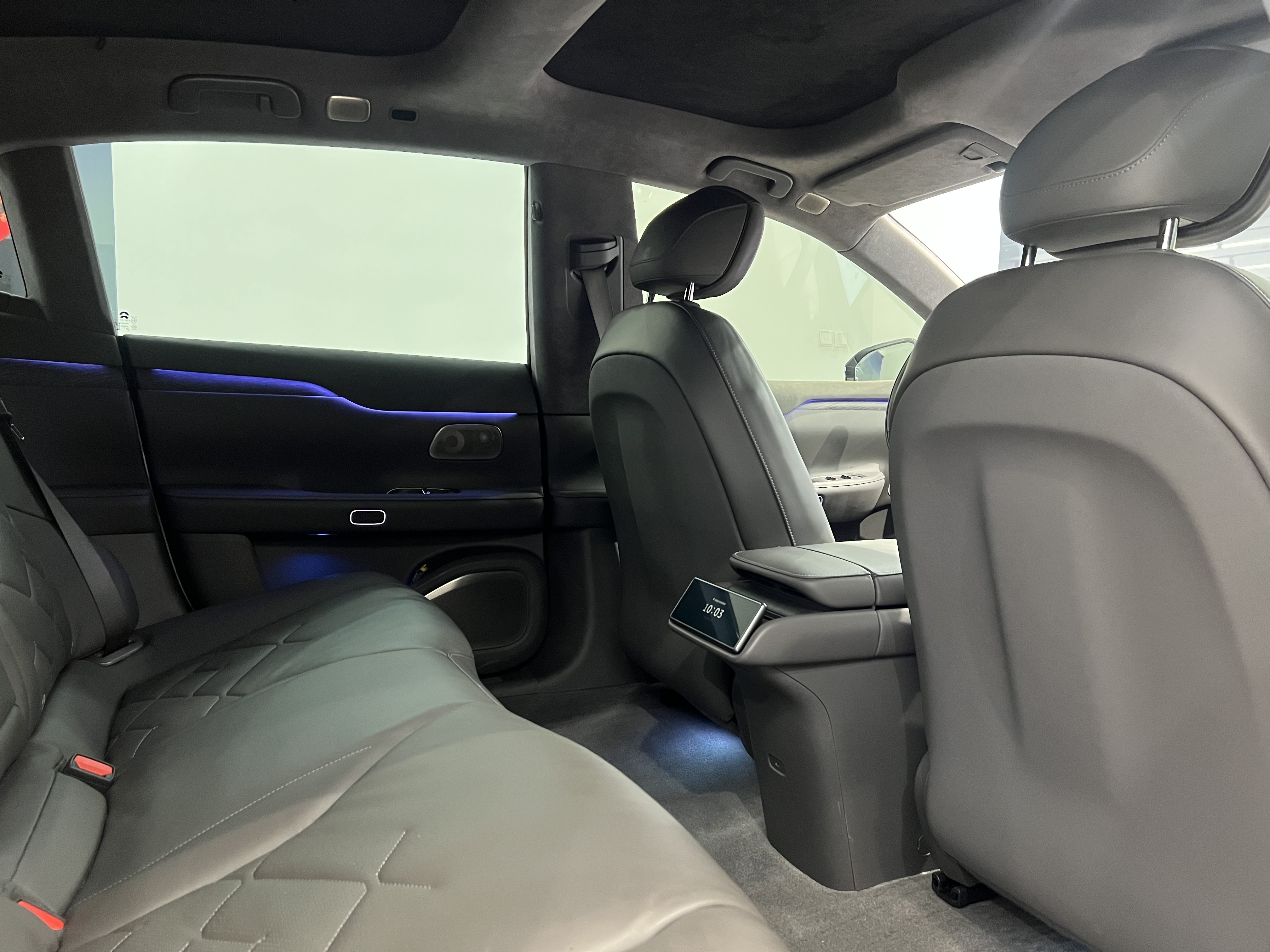 NIO ET7 2023 изображение автомобиля #11