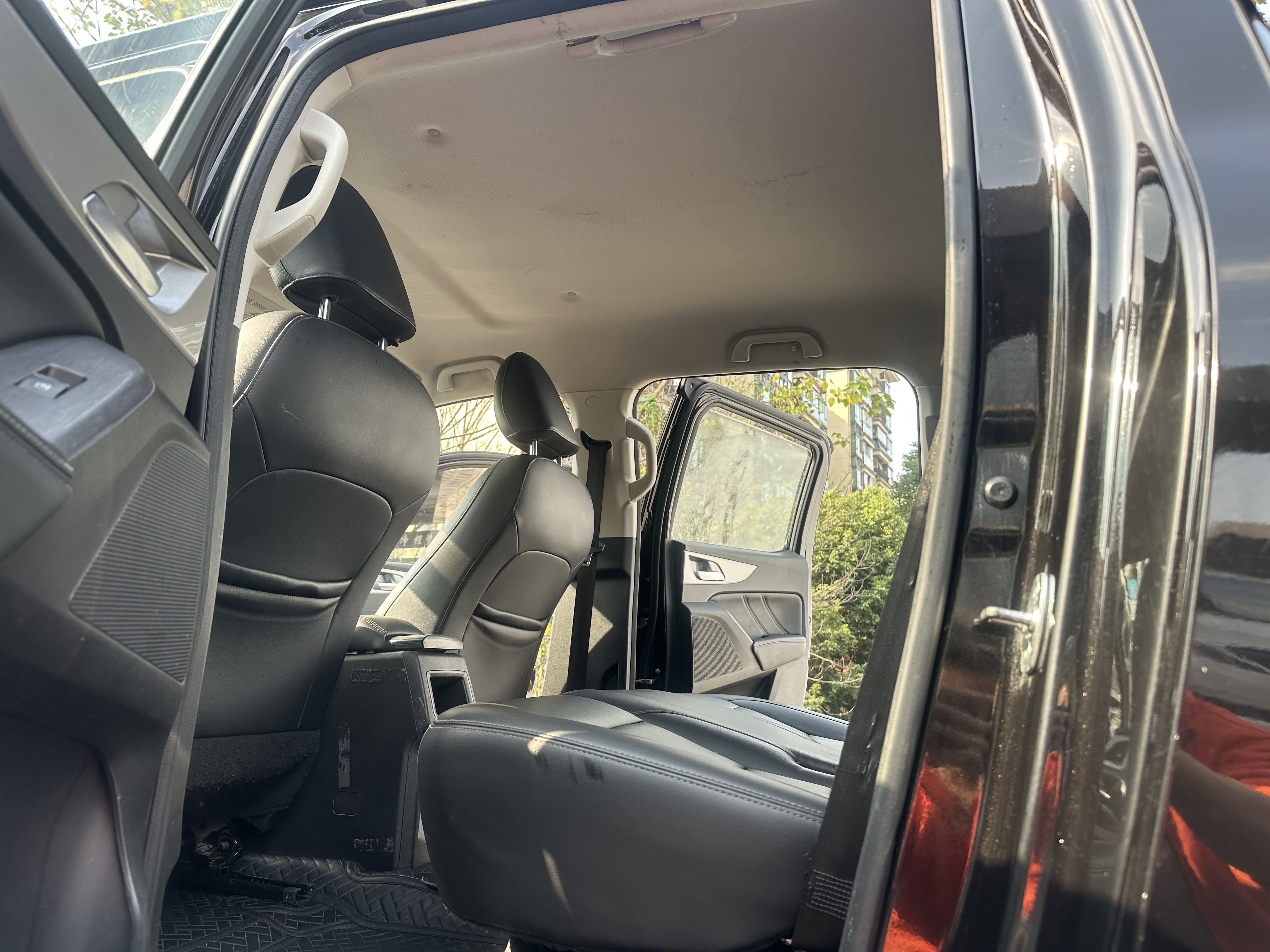 Great Wall Poer 2020 car image #11