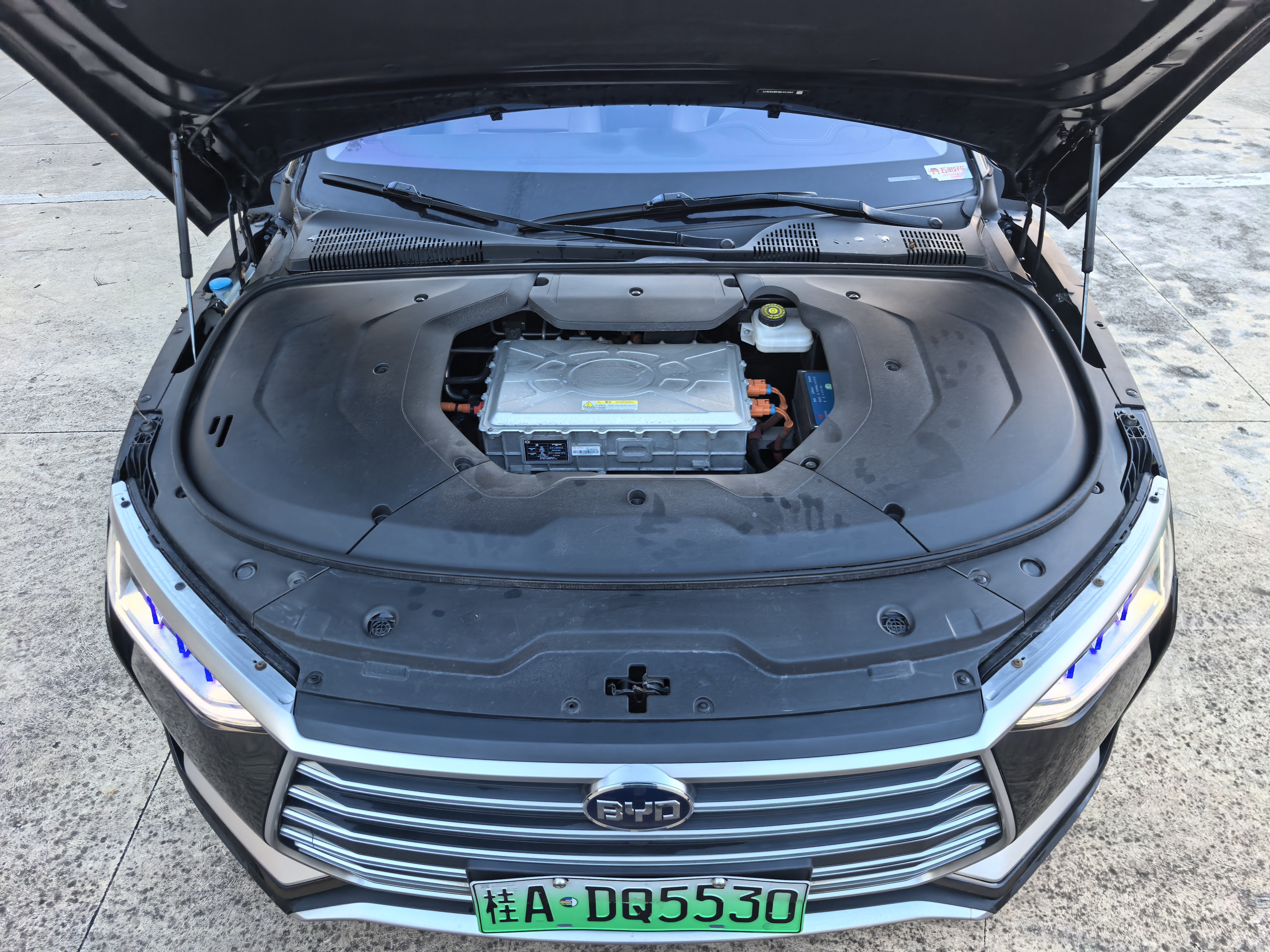 BYD e9 2021 #11 BYD e9 2021 car image #11