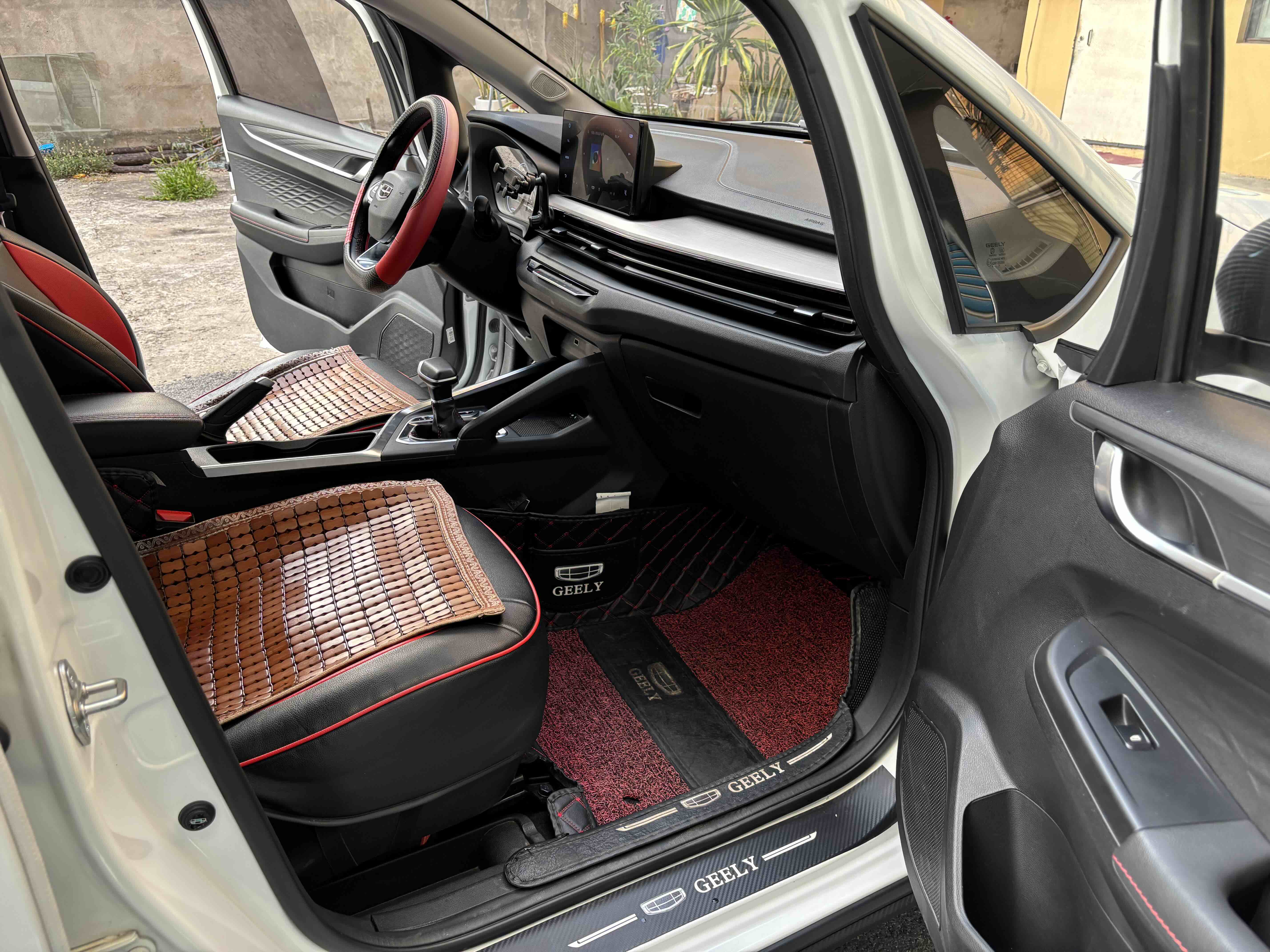 GEELY Vision X3 2021 image de voiture #11