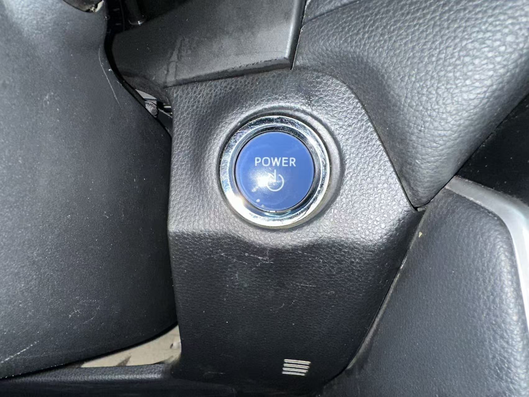 Toyota RAV4 Hybird E+ 2022 #11 Toyota RAV4 Hybird E+ 2022 car image #11