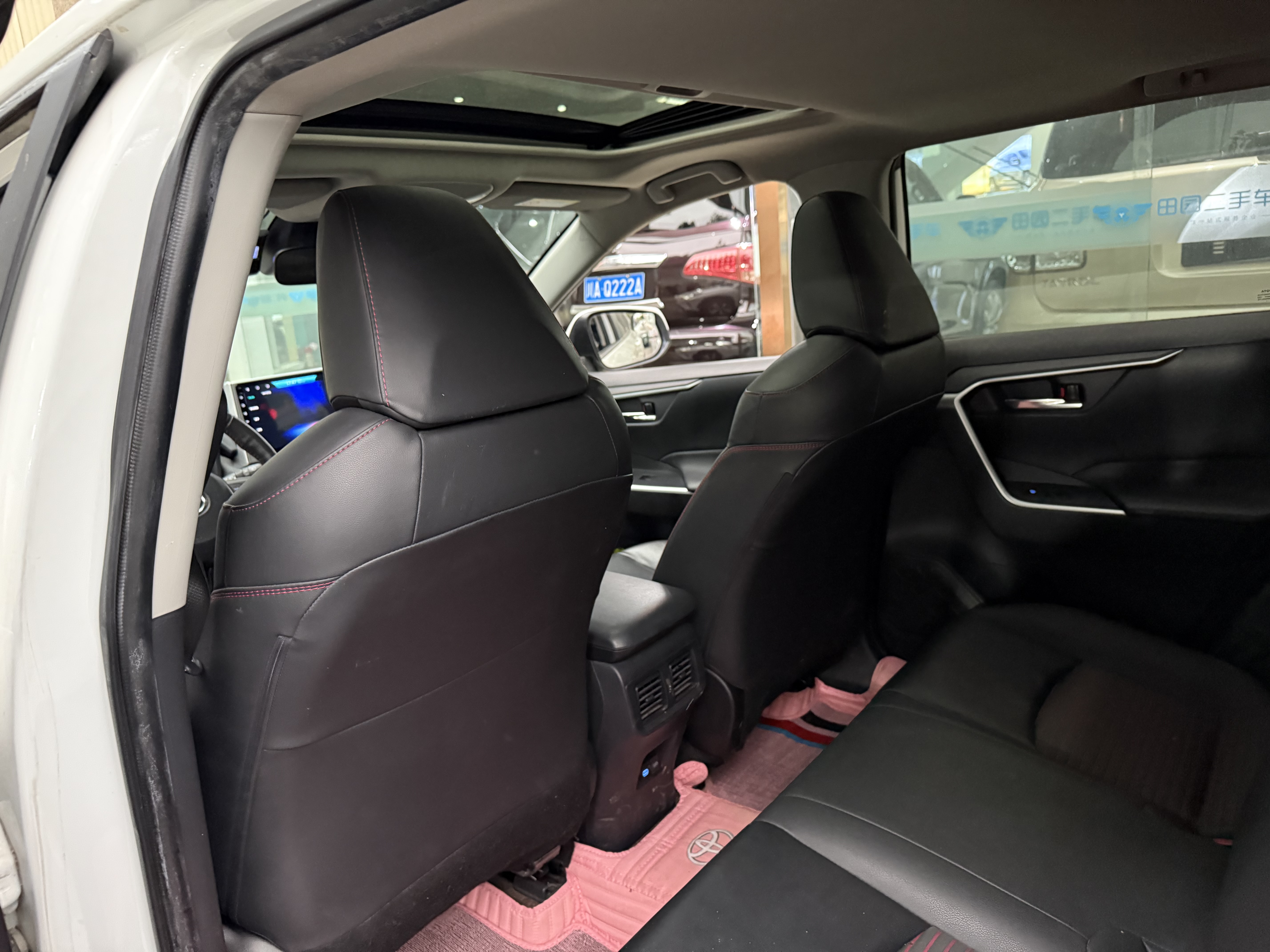 Toyota RAV4 Hybird E+ 2021 #11 Toyota RAV4 Hybird E+ 2021 car image #11