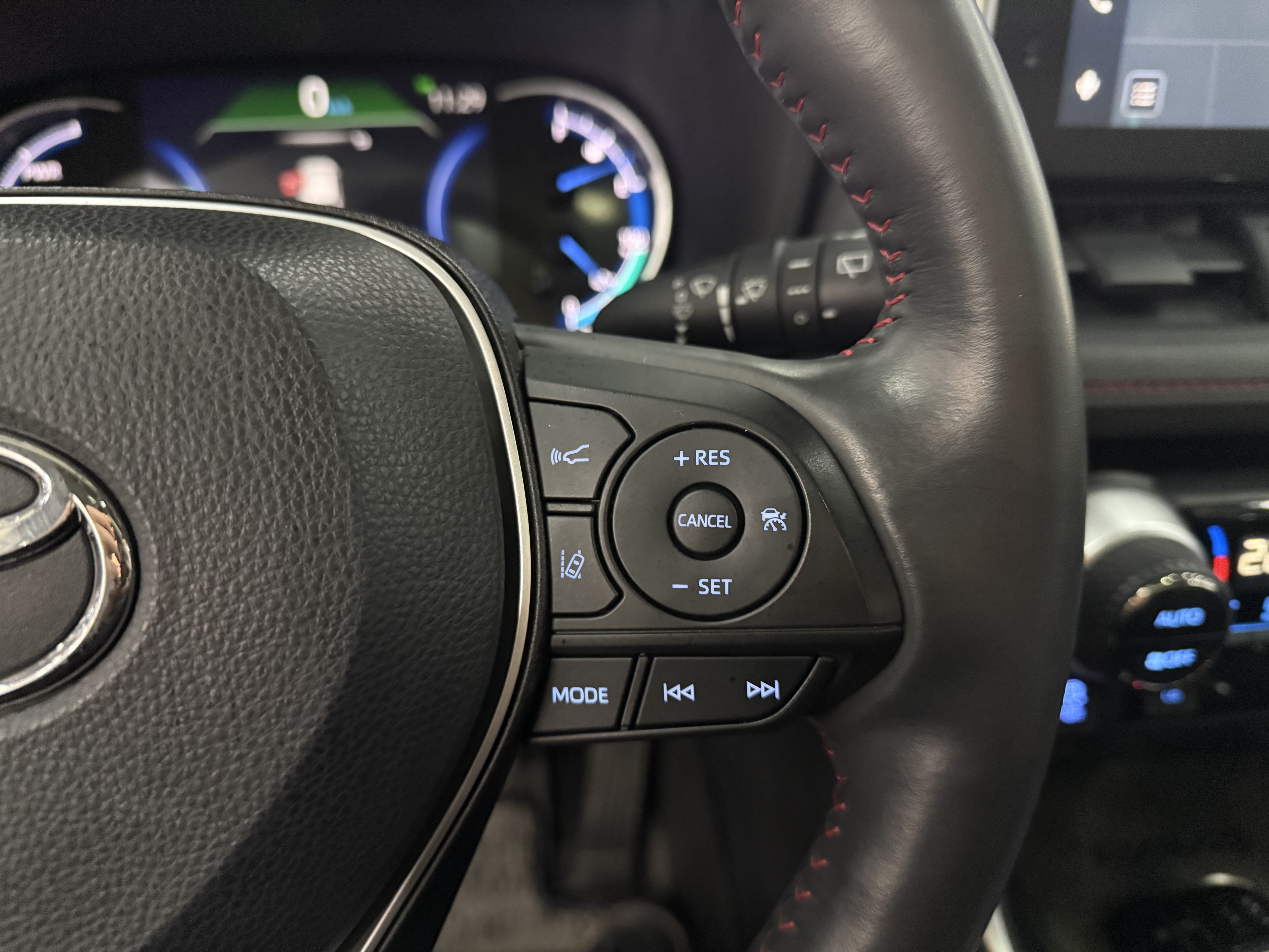 Toyota RAV4 Hybird E+ 2022 car image #11