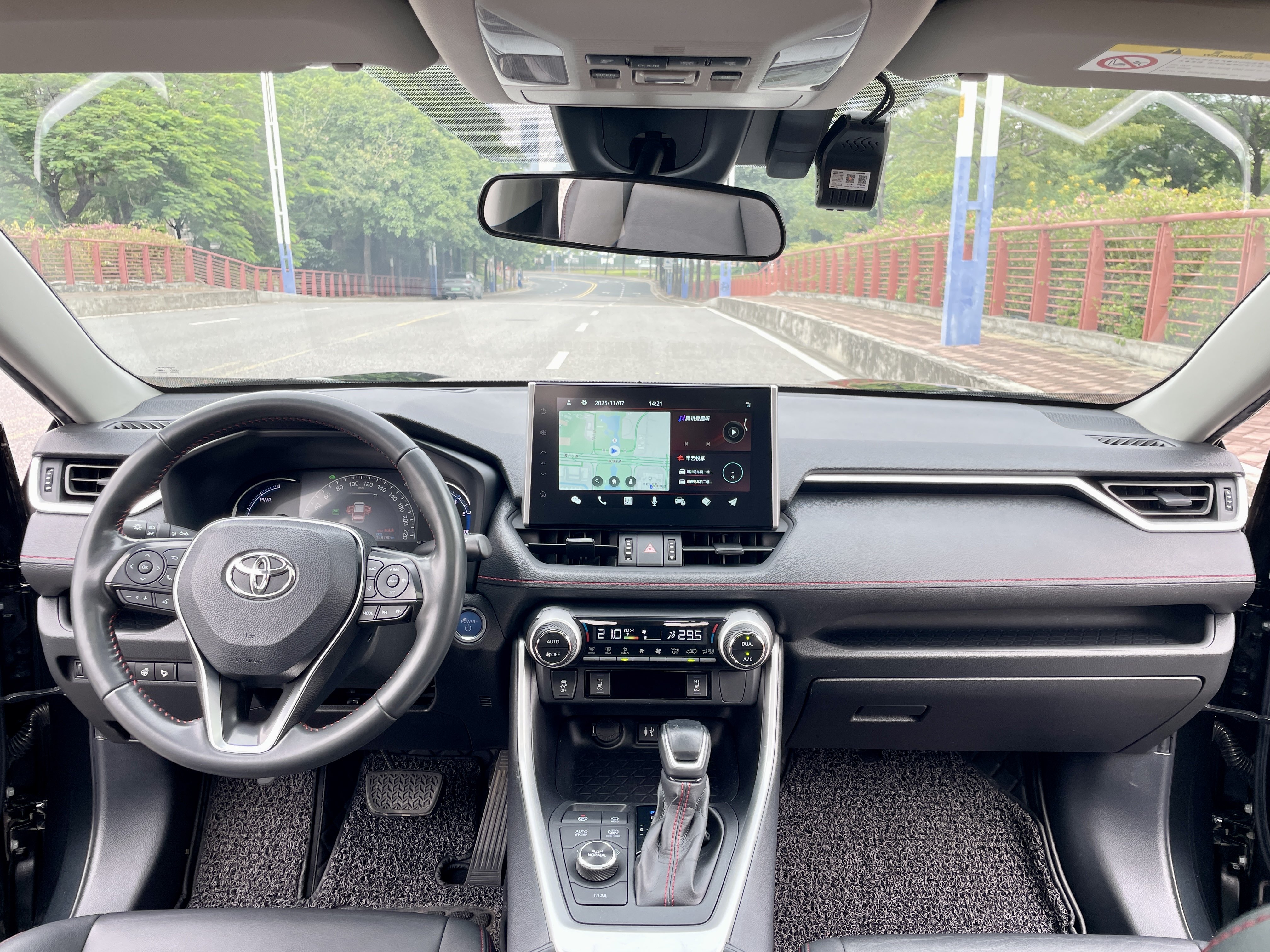 Toyota Wildlander New Energy 2021 #11 Toyota Wildlander New Energy 2021 car image #11