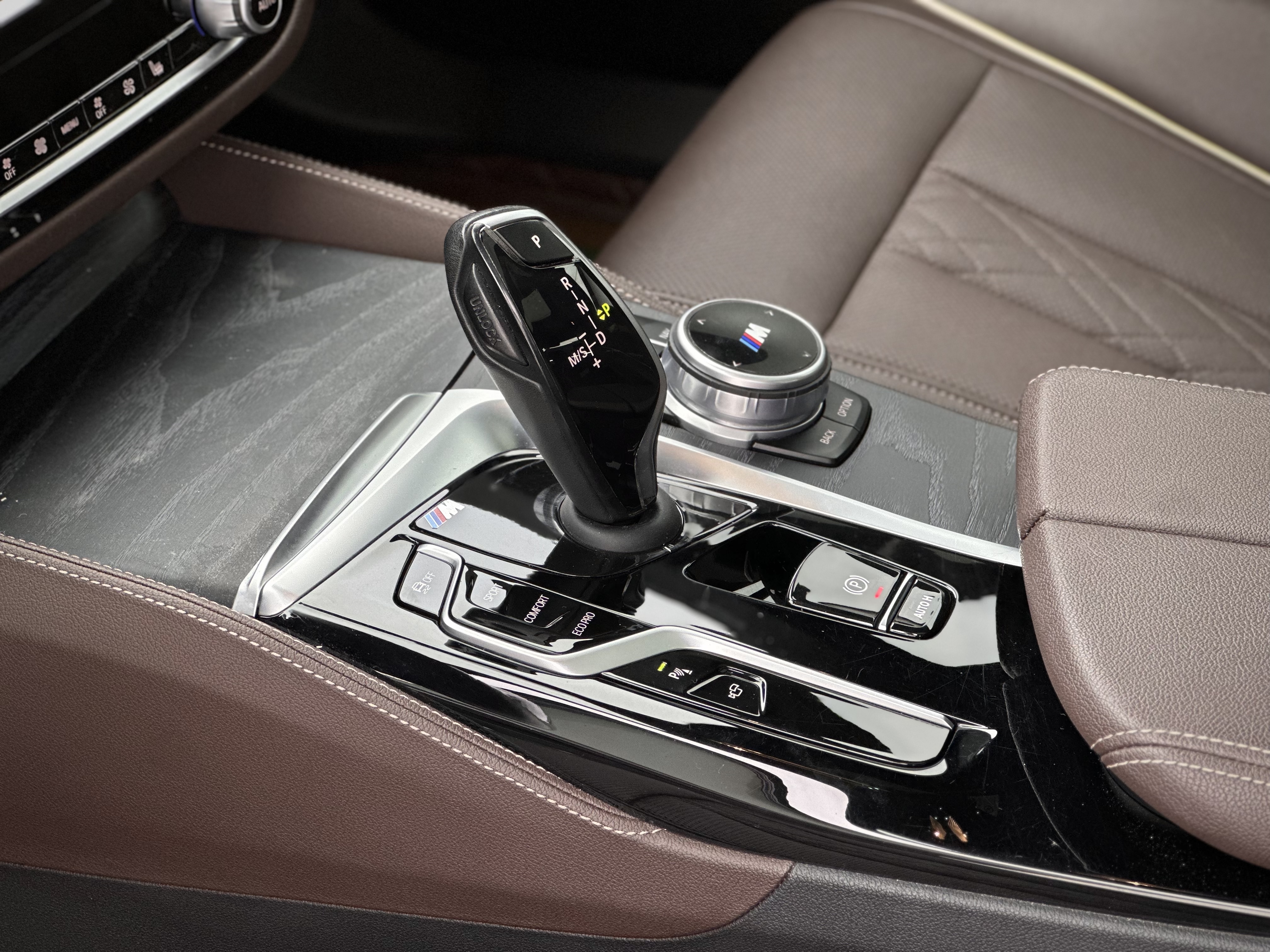 BMW 5 Series 2021 #11 BMW 5 Series 2021 car image #11
