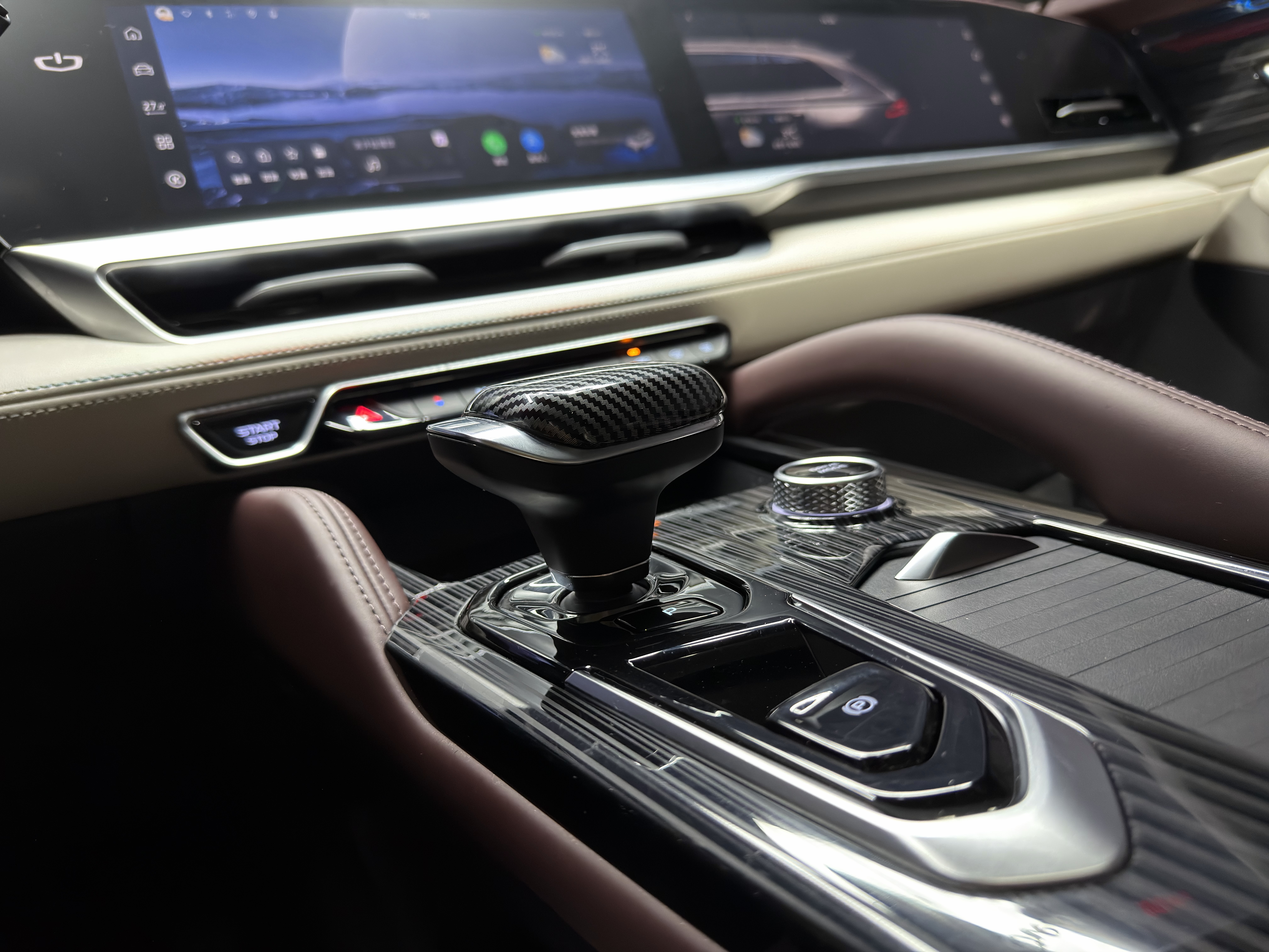 GEELY Monjaro 2022 car image #11