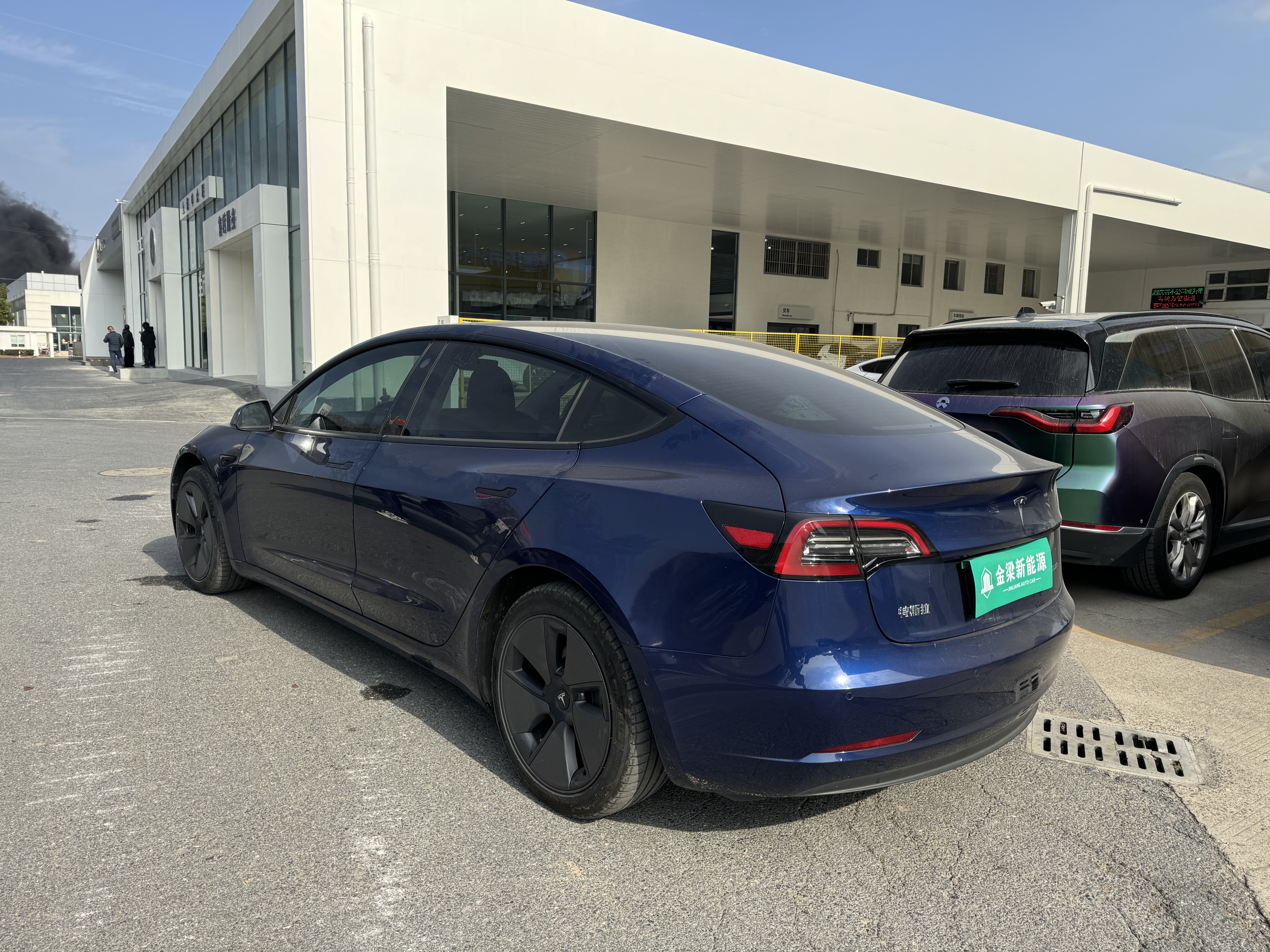 Tesla Model 3 2021 car image #11