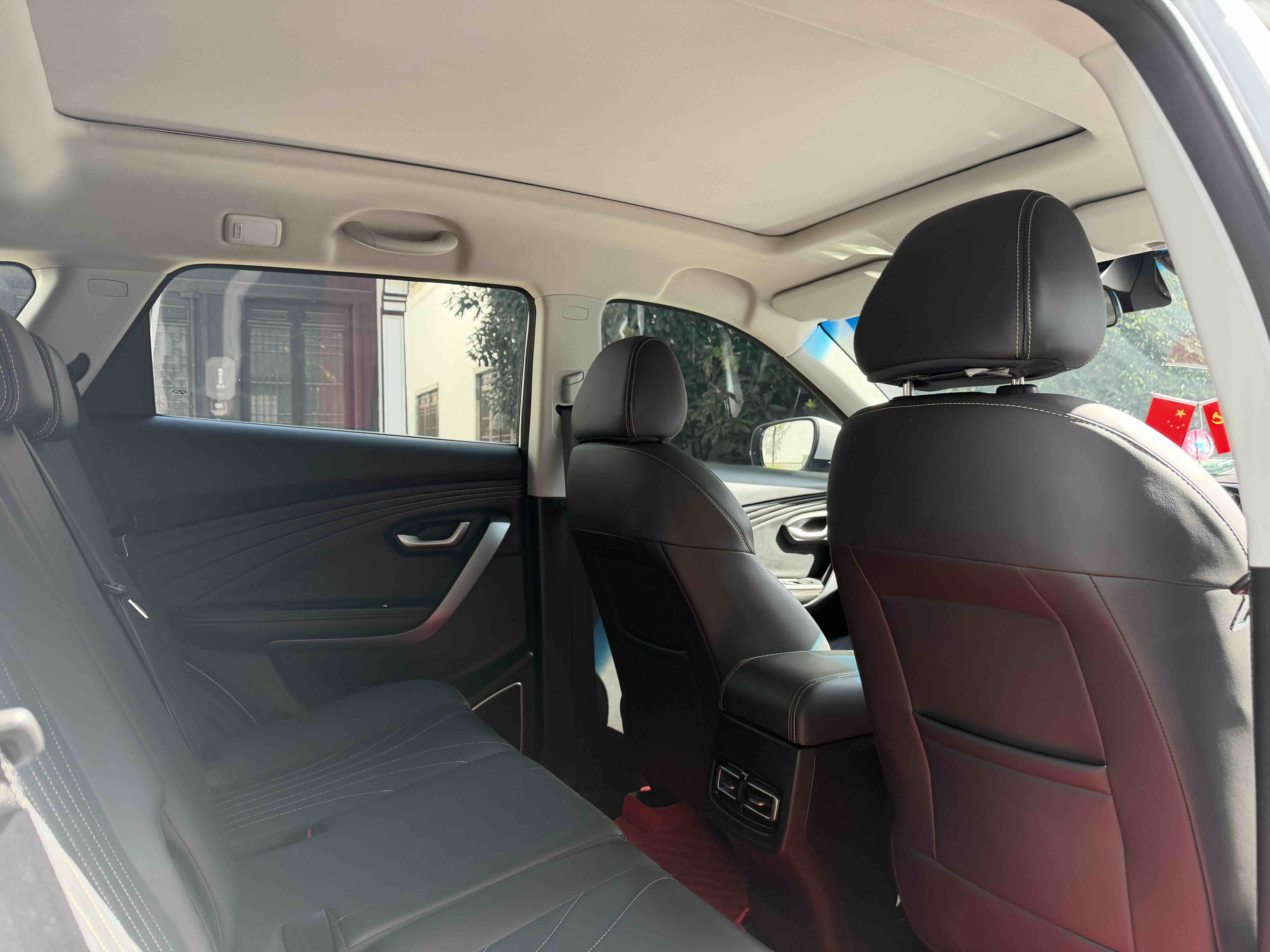 Jetour X70M 2022 #11 Jetour X70M 2022 car image #11