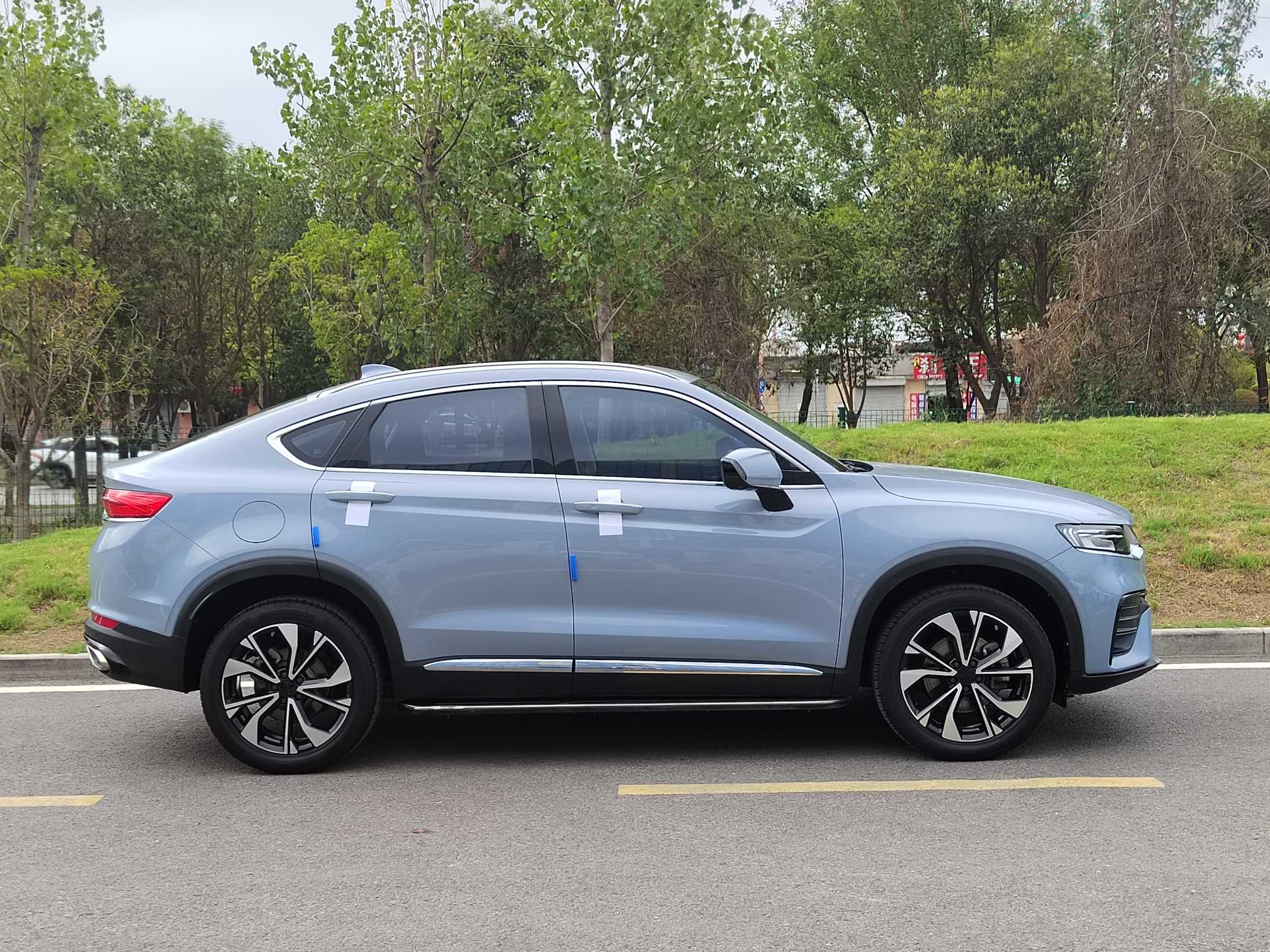 GEELY Tugella S 2021 #11 GEELY Tugella S 2021 car image #11