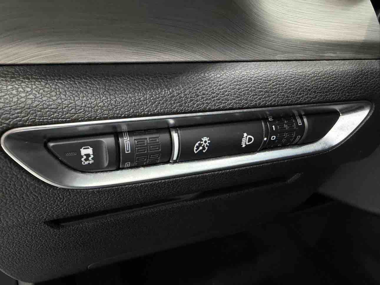 GEELY Coolray 2022 #11 GEELY Coolray 2022 car image #11
