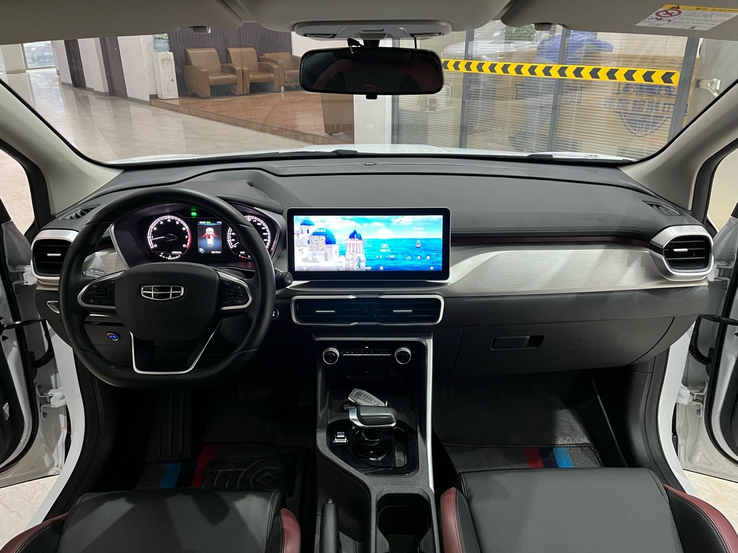 GEELY Coolray 2022 car image #11