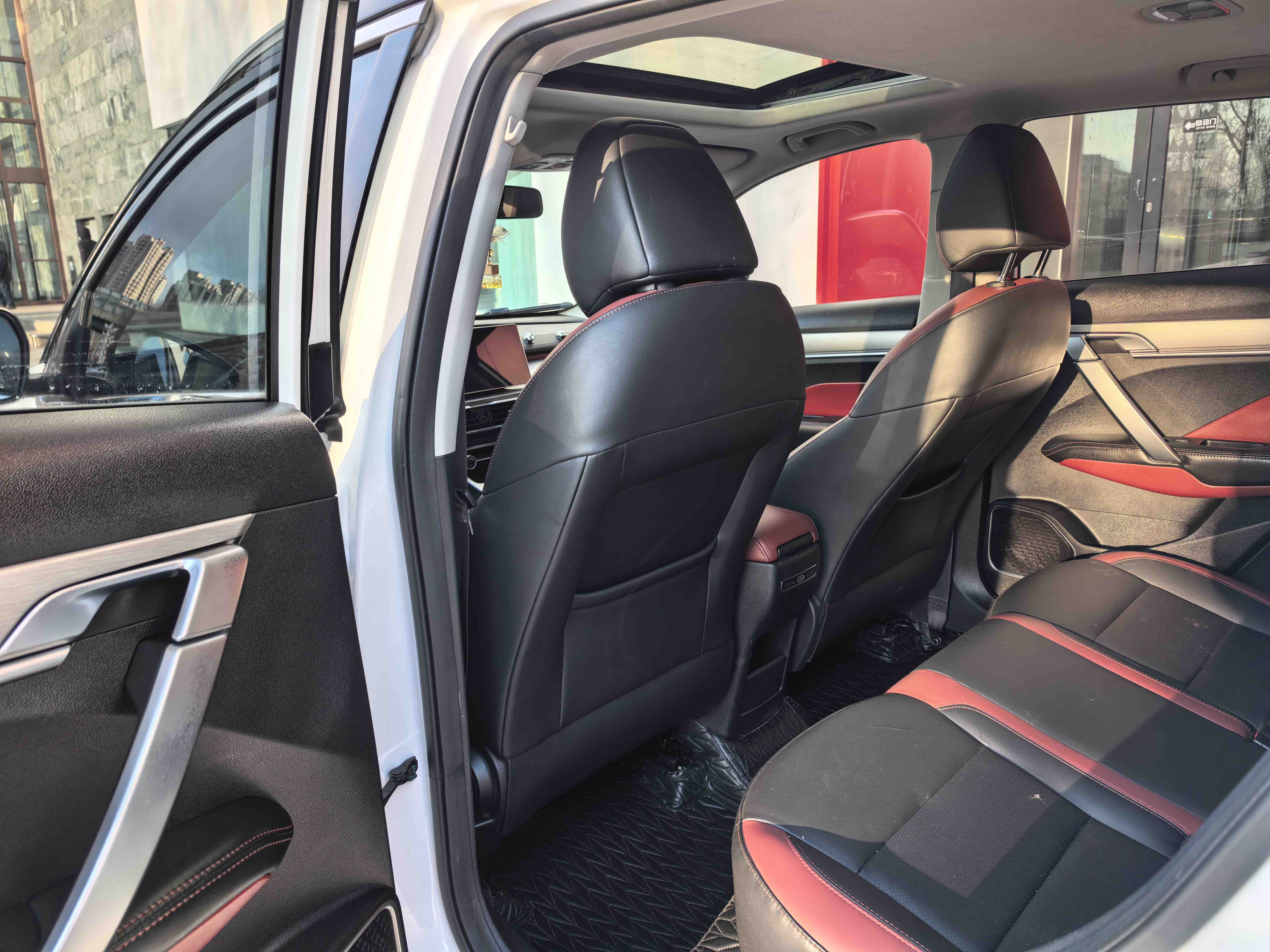 GEELY Coolray 2022 #11 GEELY Coolray 2022 car image #11