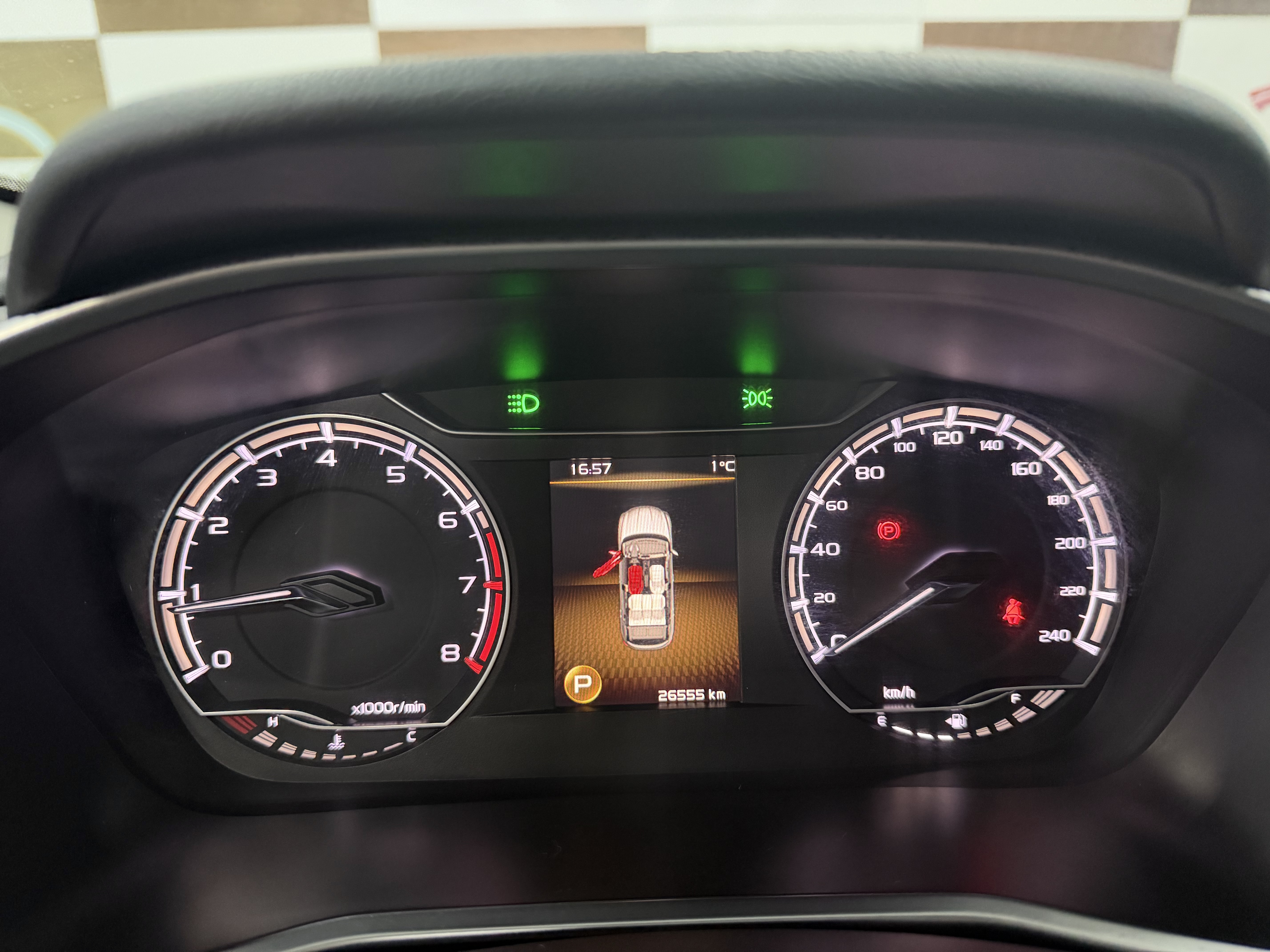 GEELY Coolray 2023 car image #11