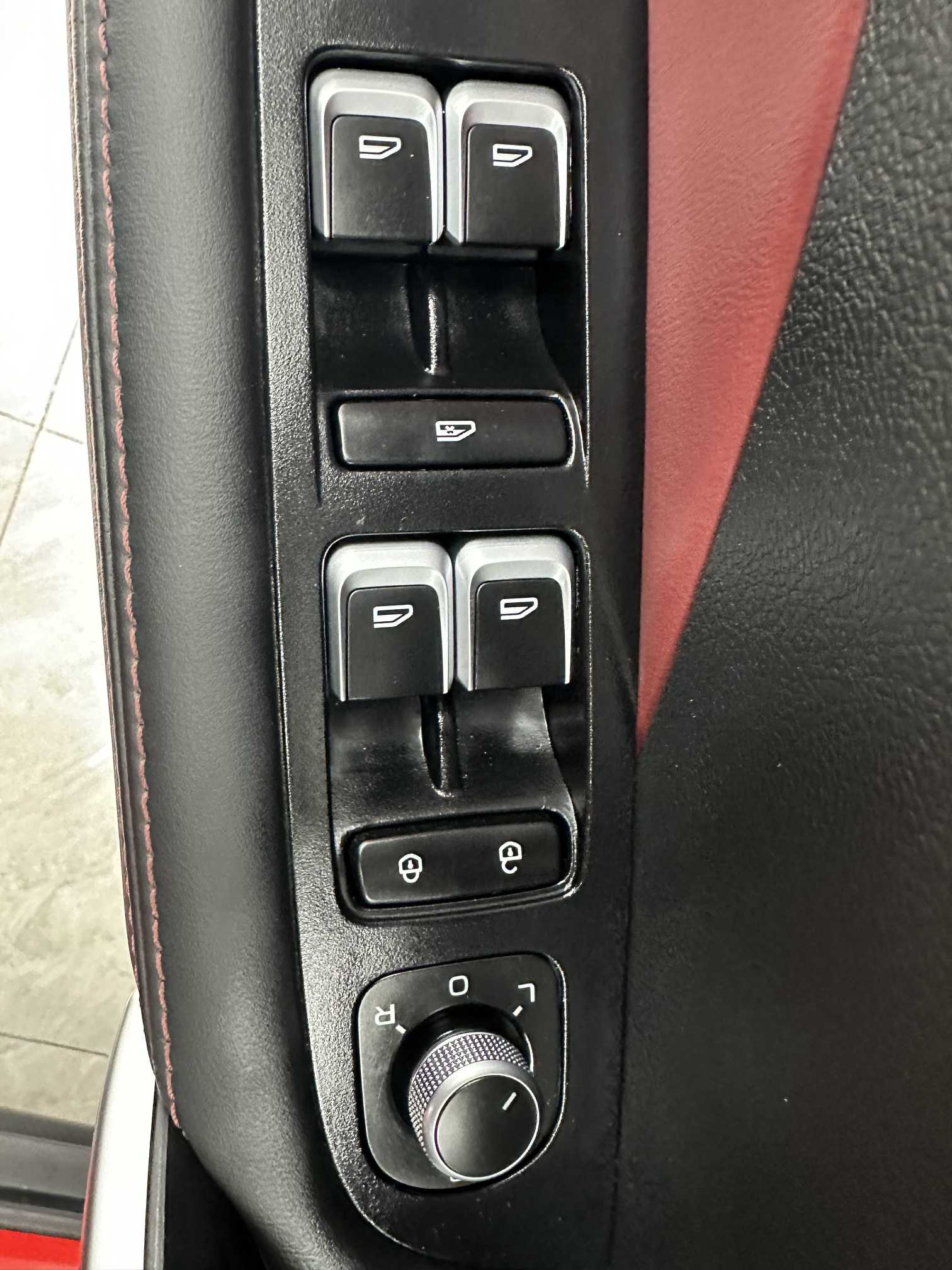 GEELY Coolray 2023 car image #11