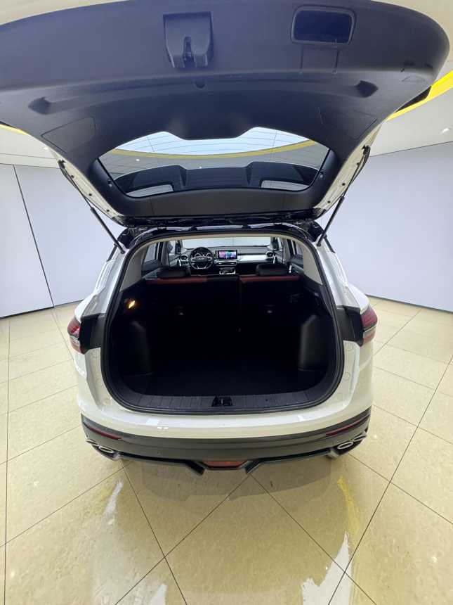 GEELY Coolray 2022 #11 GEELY Coolray 2022 car image #11