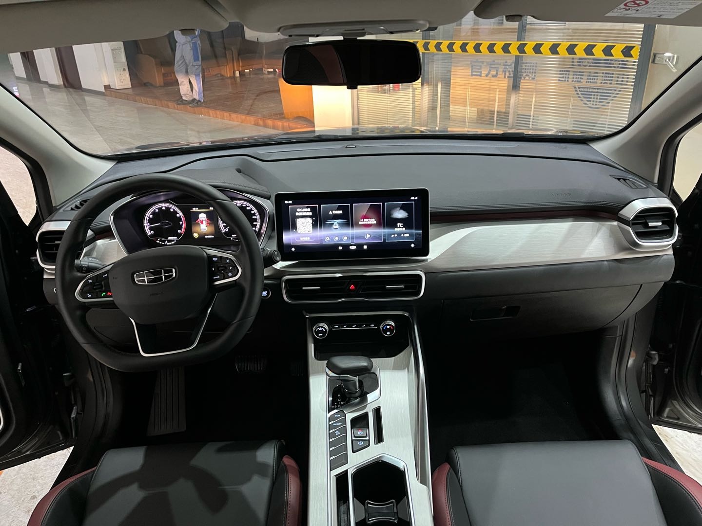 GEELY Coolray 2022 #11 GEELY Coolray 2022 car image #11