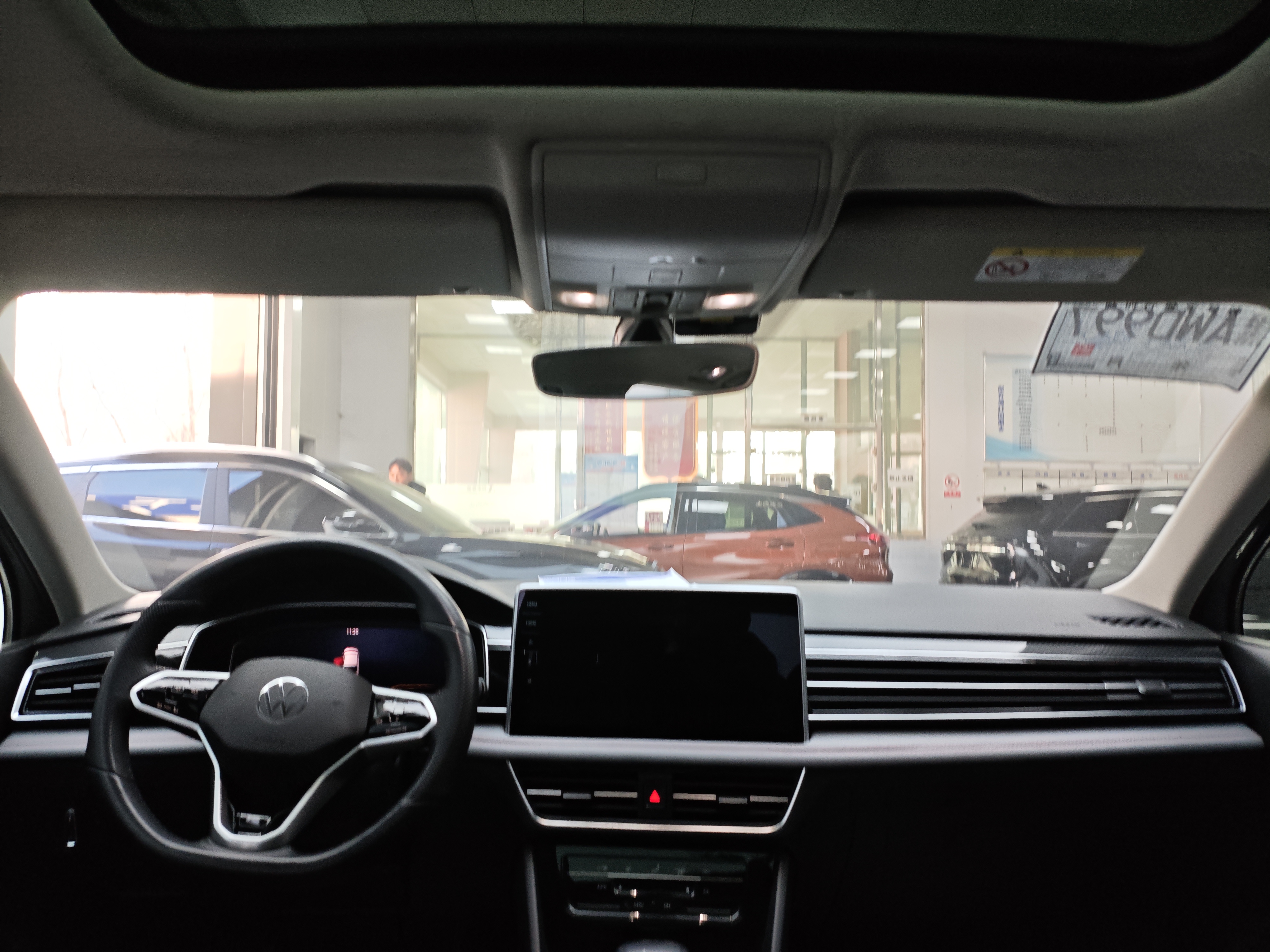 Volkswagen Tiguan X 2022 car image #11