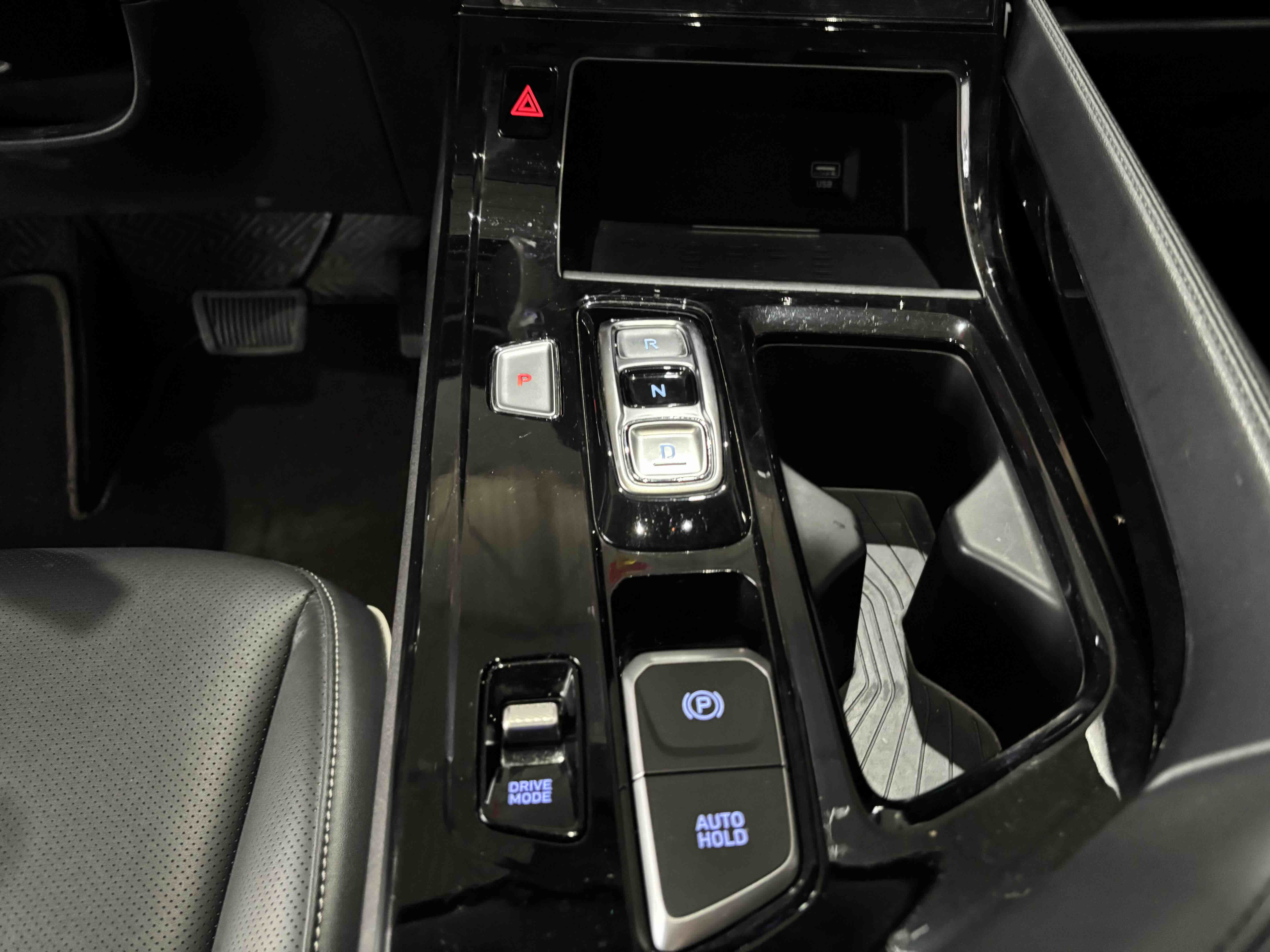 Hyundai Custo 2023 #11 Hyundai Custo 2023 car image #11